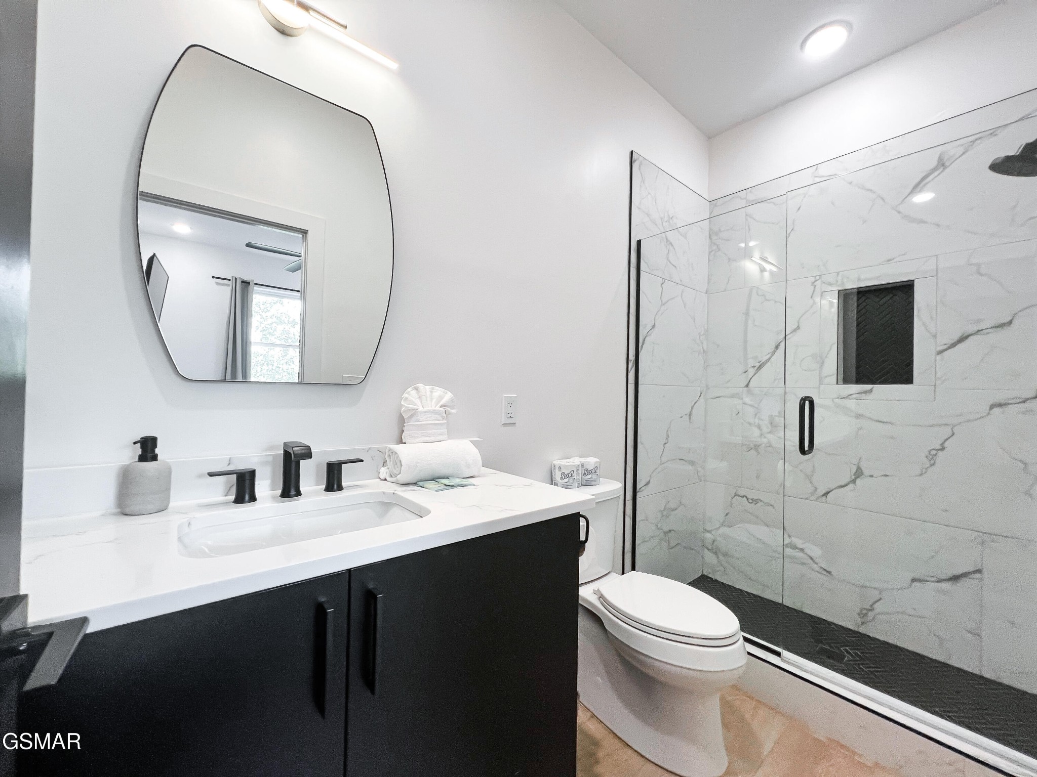 1536 Mountain Ash Way Property Photo 33