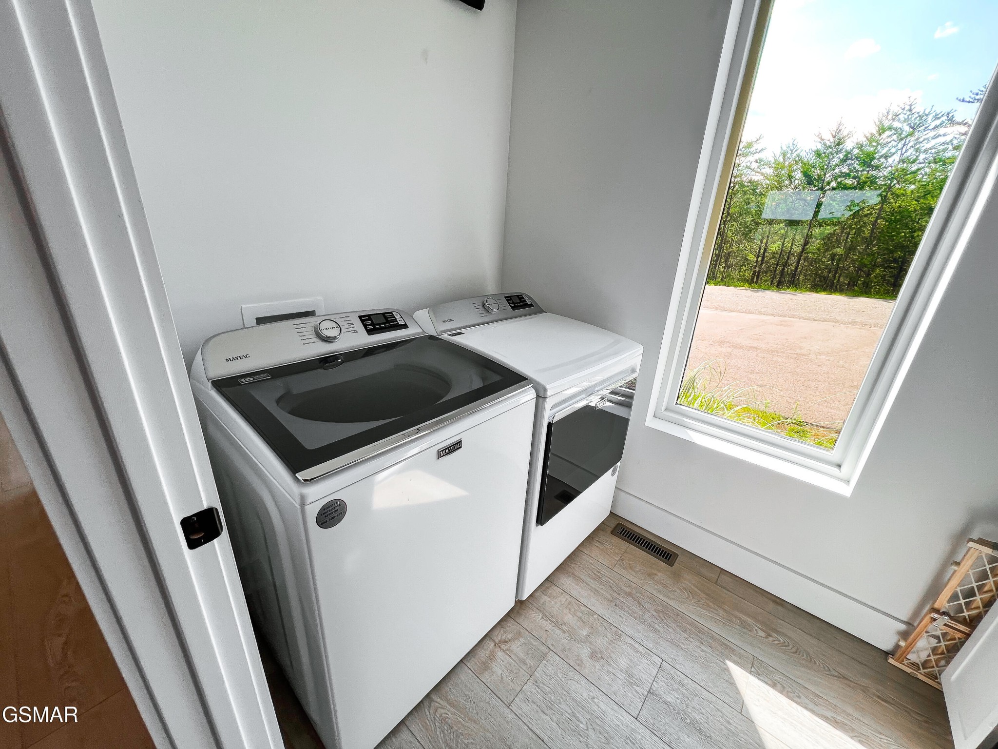 1536 Mountain Ash Way Property Photo 34