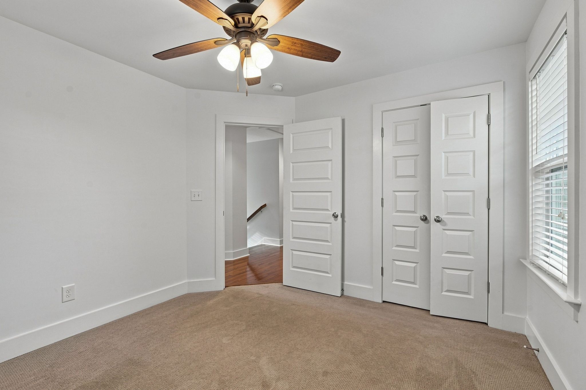 1719b Nubell St Property Photo 20