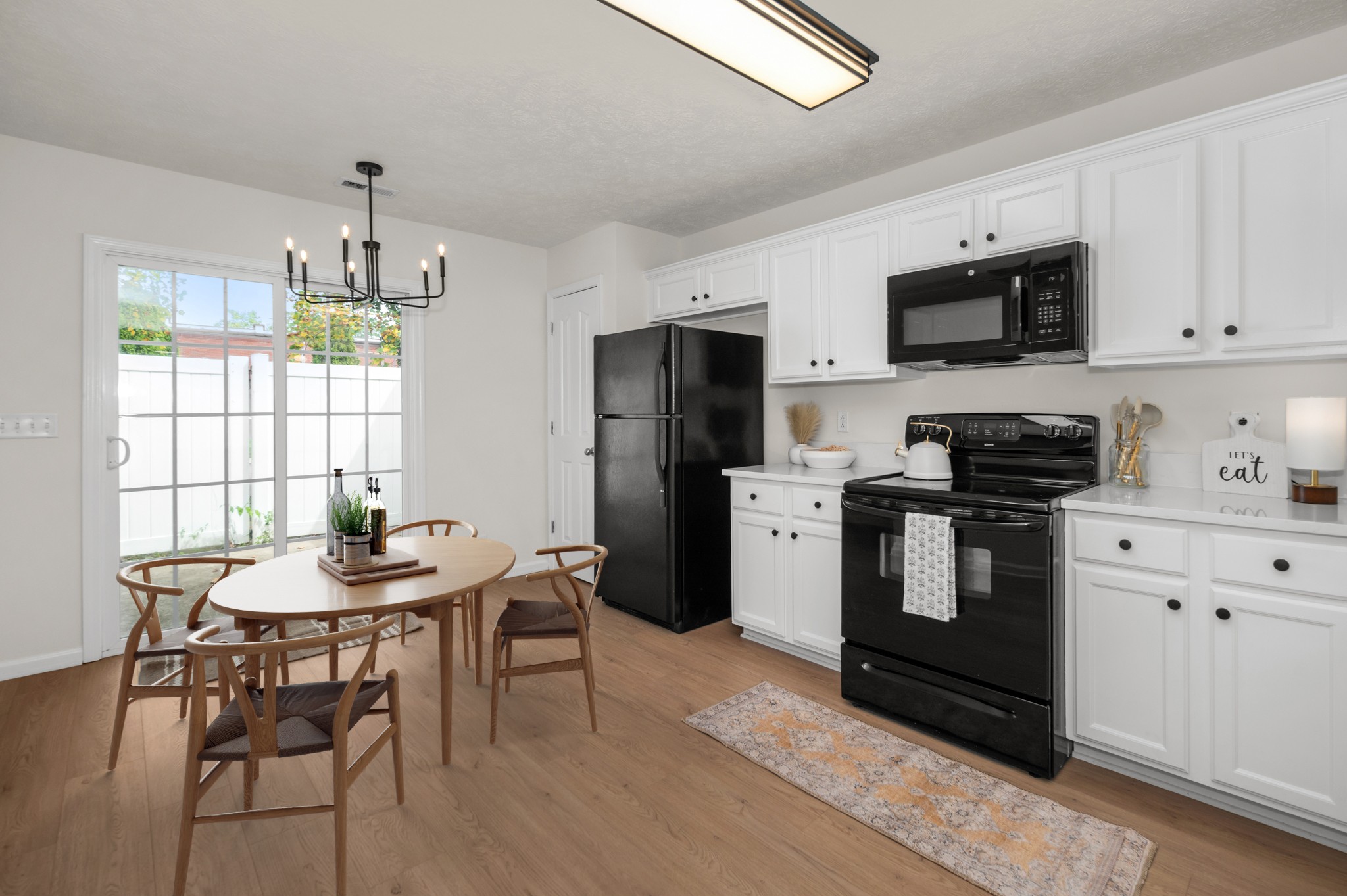 2961 S Rutherford Blvd Property Photo 8
