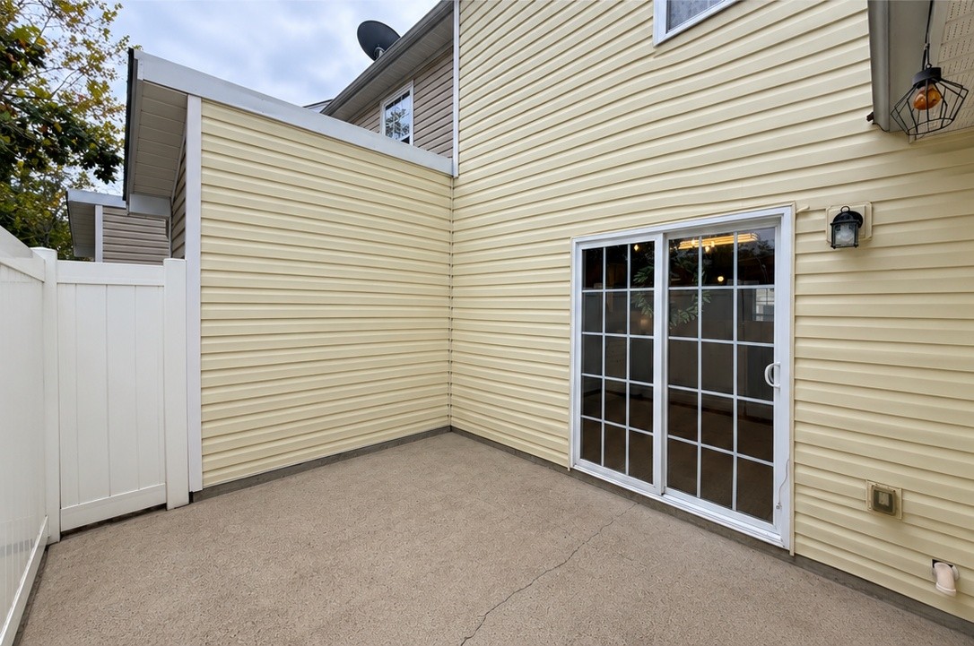 2961 S Rutherford Blvd Property Photo 22