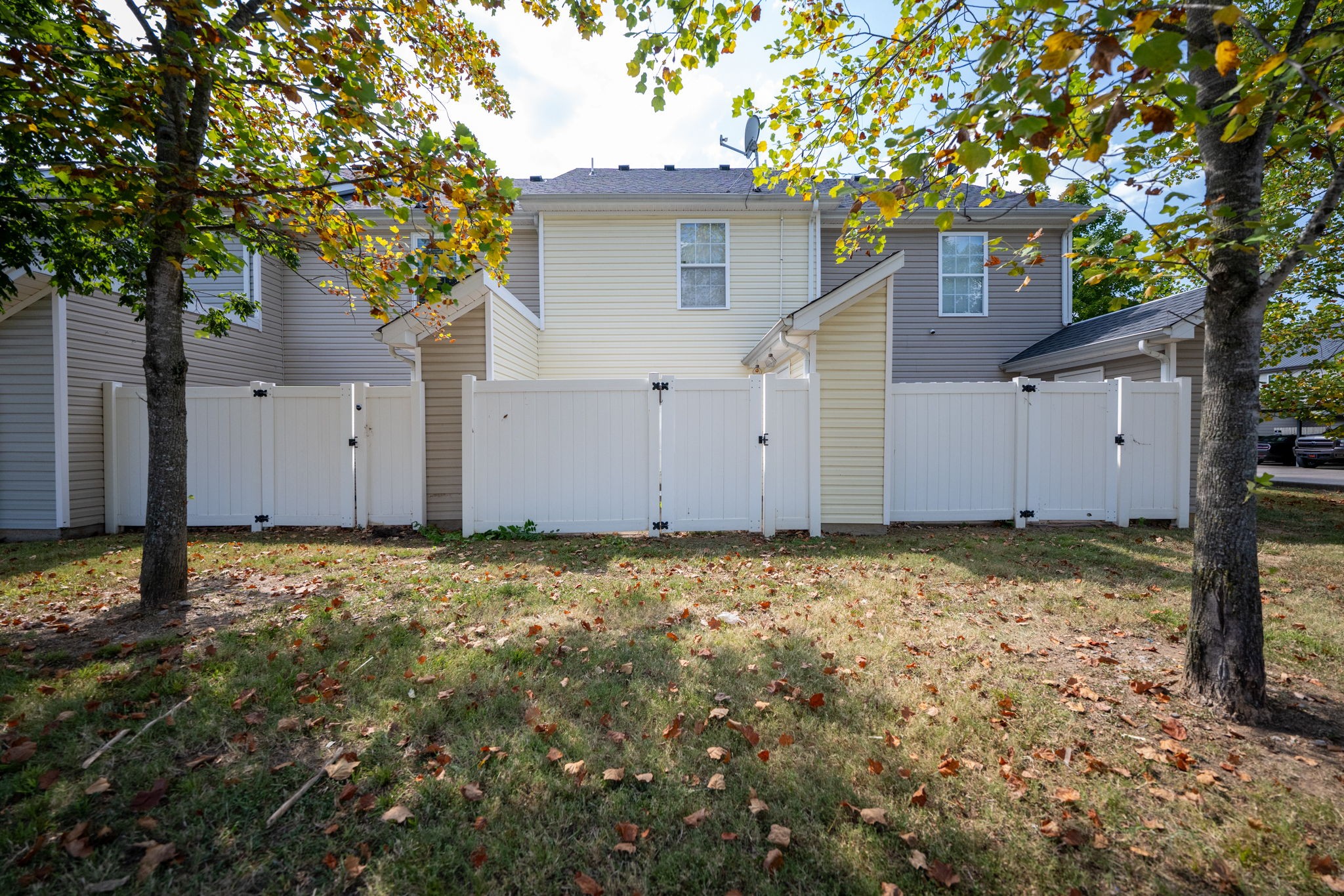 2961 S Rutherford Blvd Property Photo 24