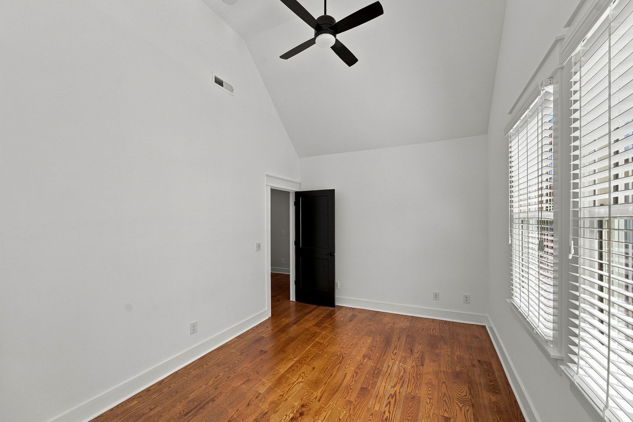 1021 Draughon Ave Property Photo 32