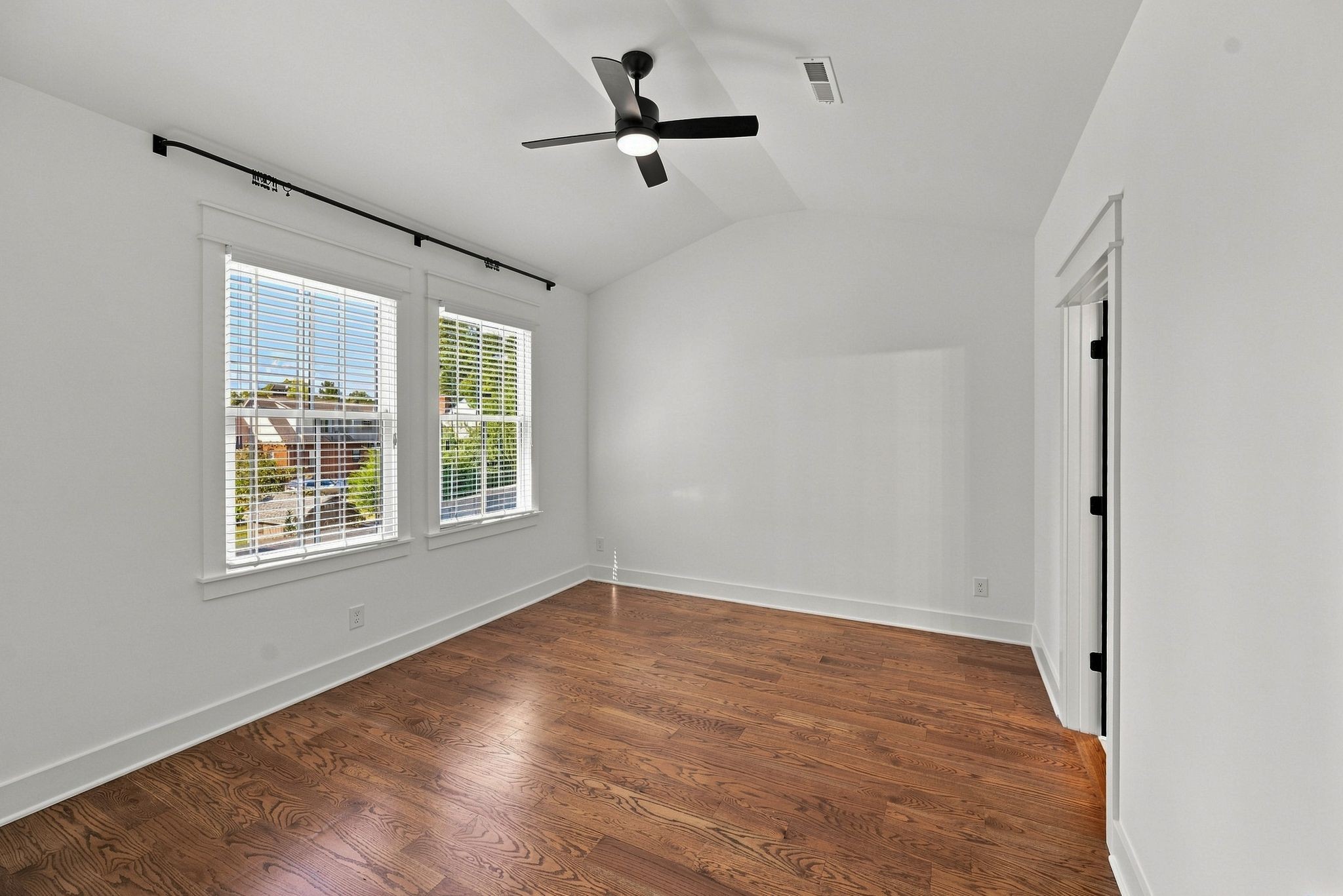 1021 Draughon Ave Property Photo 37