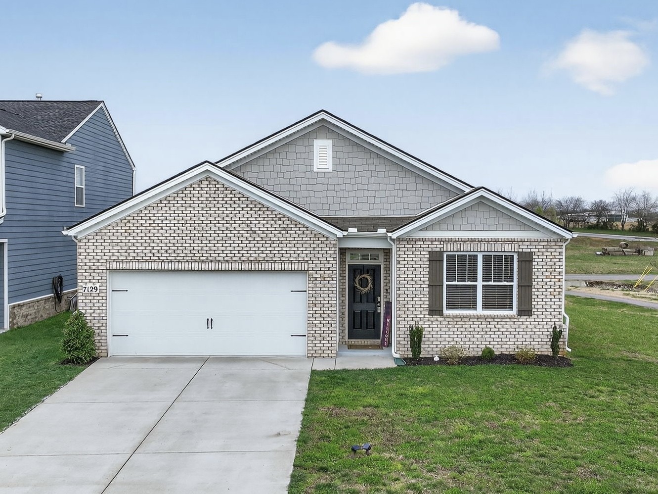 7129 Sunny Parks Dr Property Photo 1