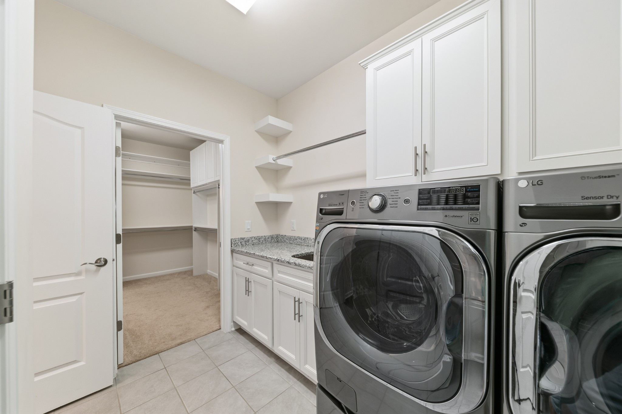 1112 Davidson Walk Property Photo 54