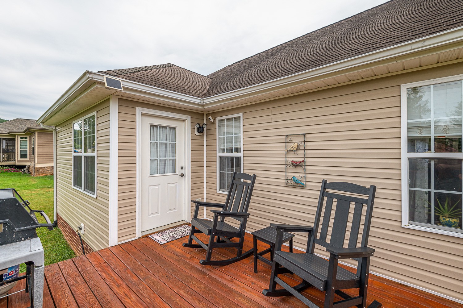 213 Thoroughbred Dr, Nw Property Photo 7