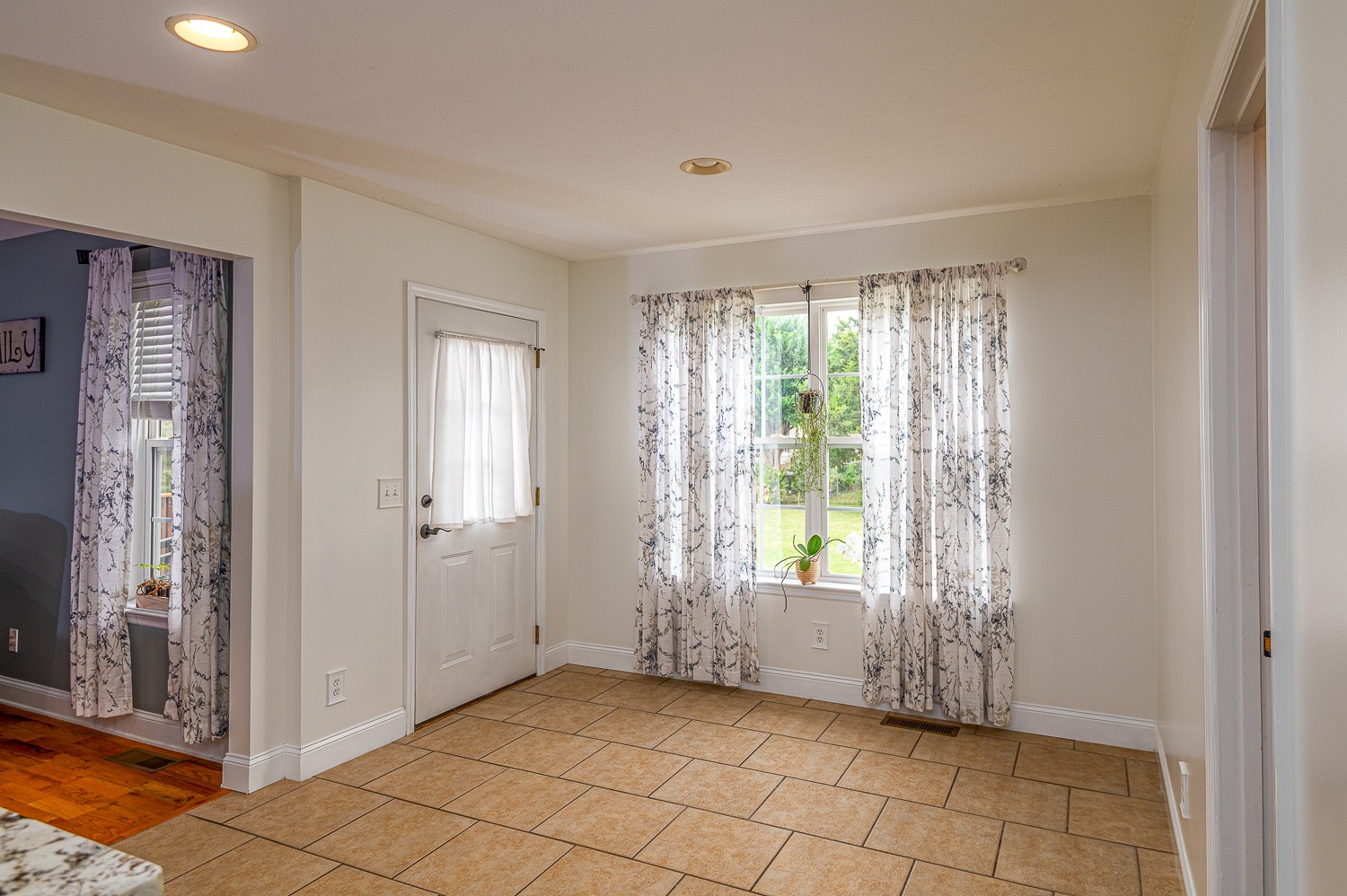 213 Thoroughbred Dr, Nw Property Photo 11