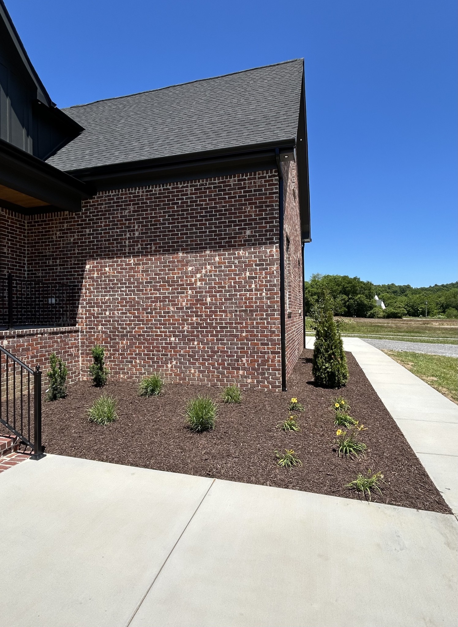 6595 Greenvale Rd Property Photo 4