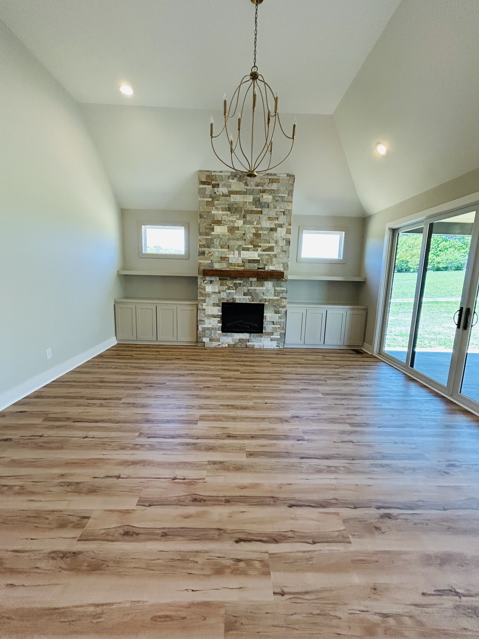 6595 Greenvale Rd Property Photo 11