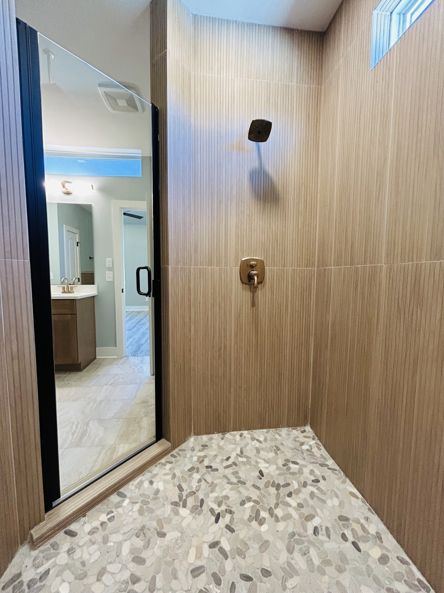 6595 Greenvale Rd Property Photo 17
