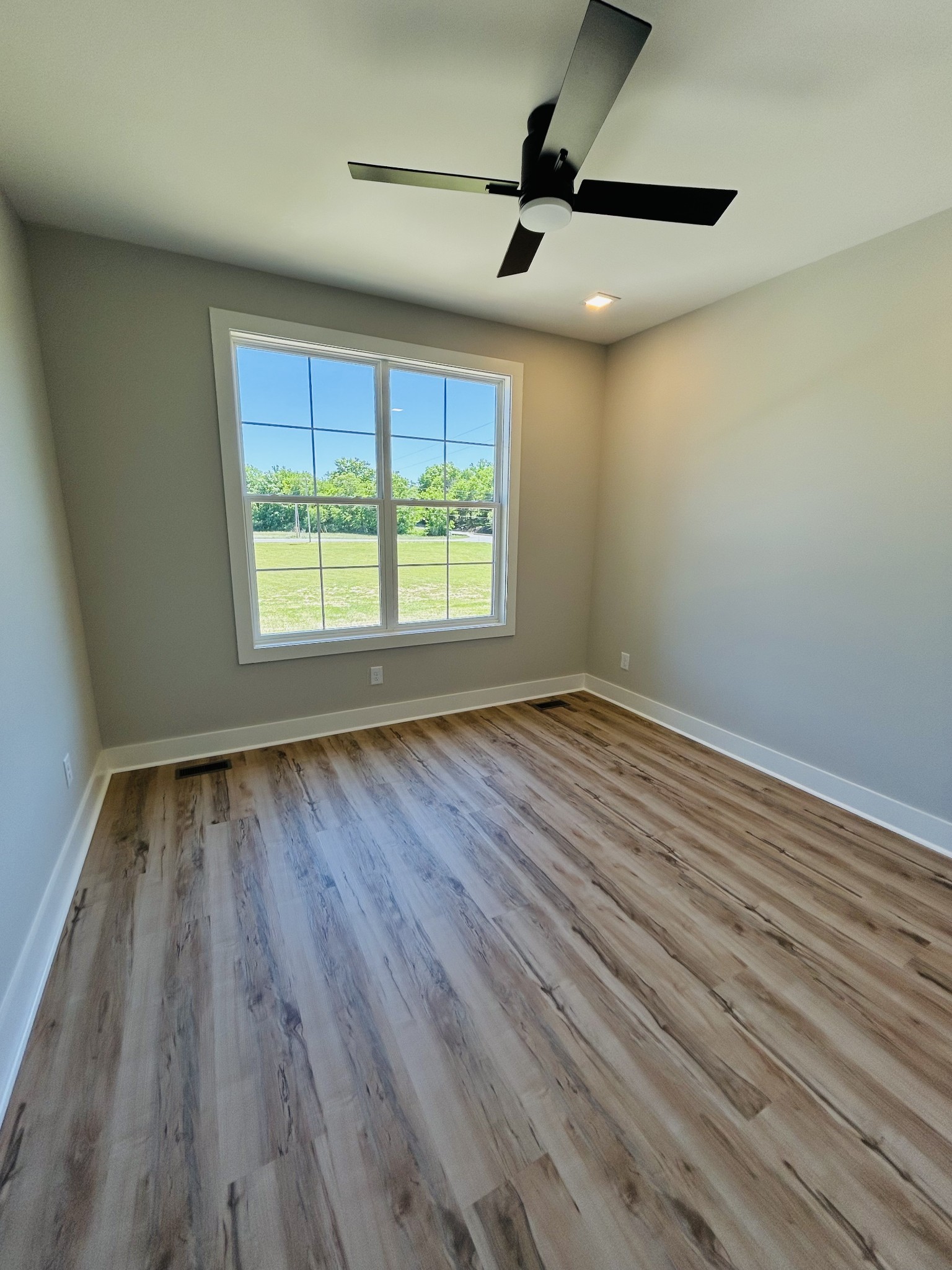 6595 Greenvale Rd Property Photo 31