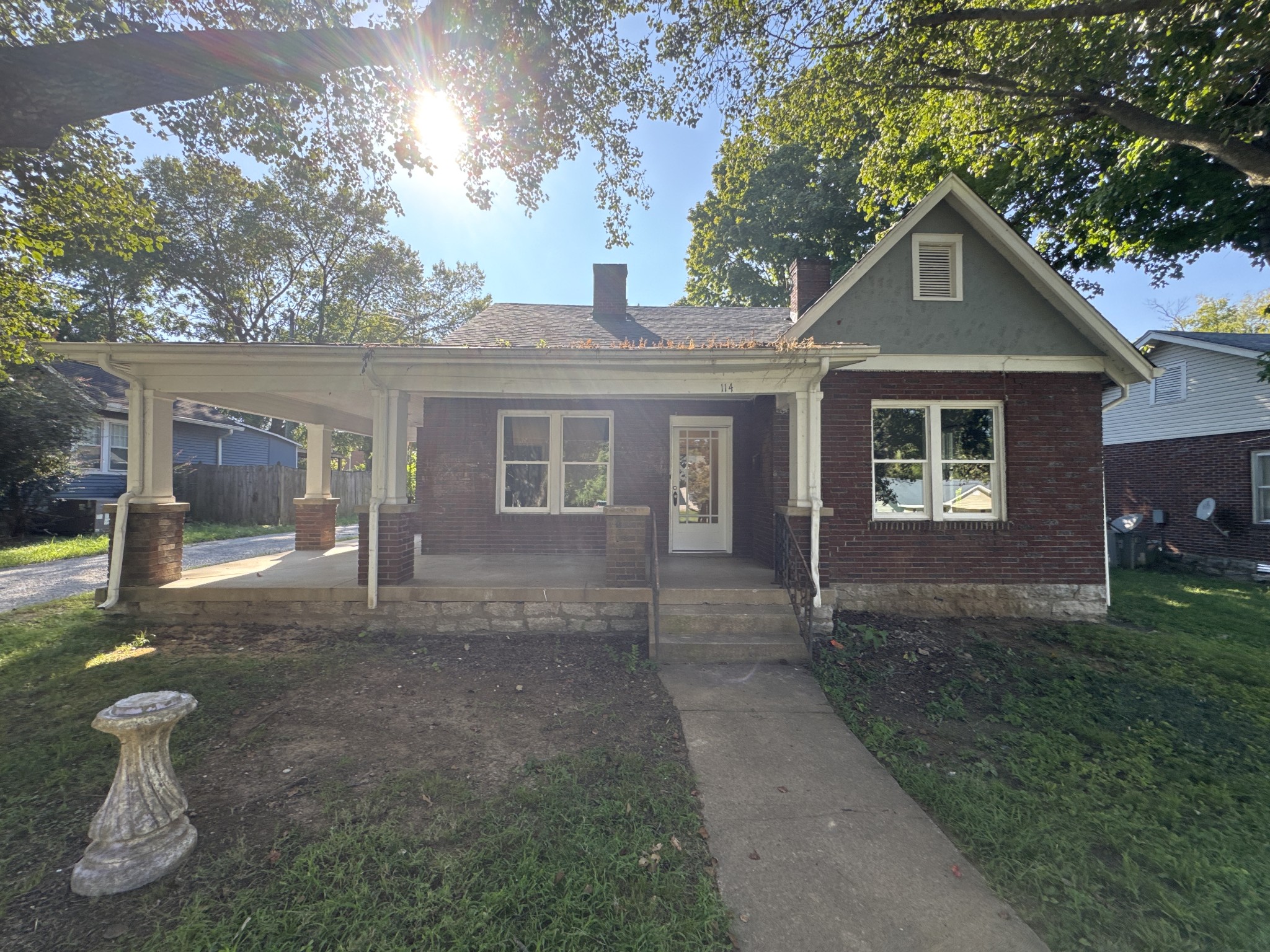 114 N Hatton Ave Property Photo 1
