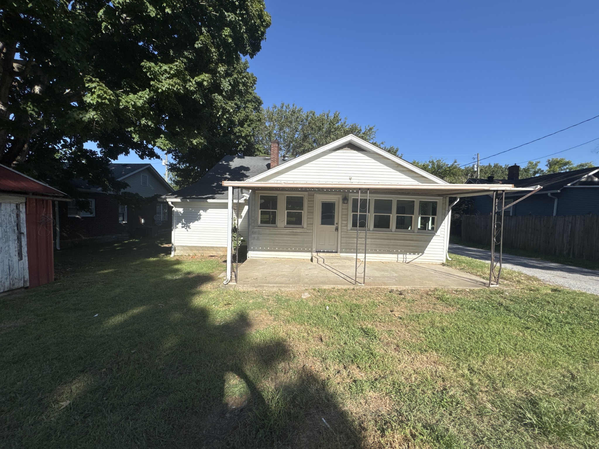 114 N Hatton Ave Property Photo 14