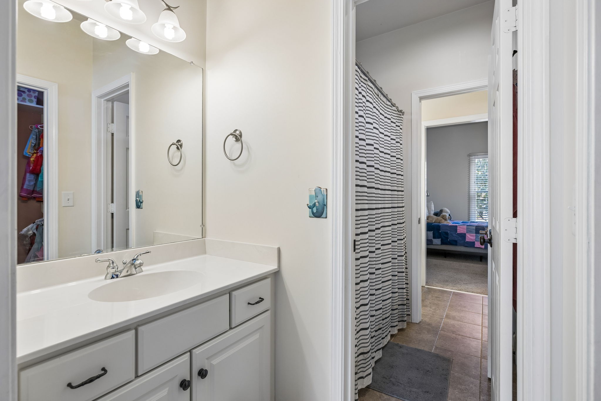 2209 Seven Points Cir Property Photo 41