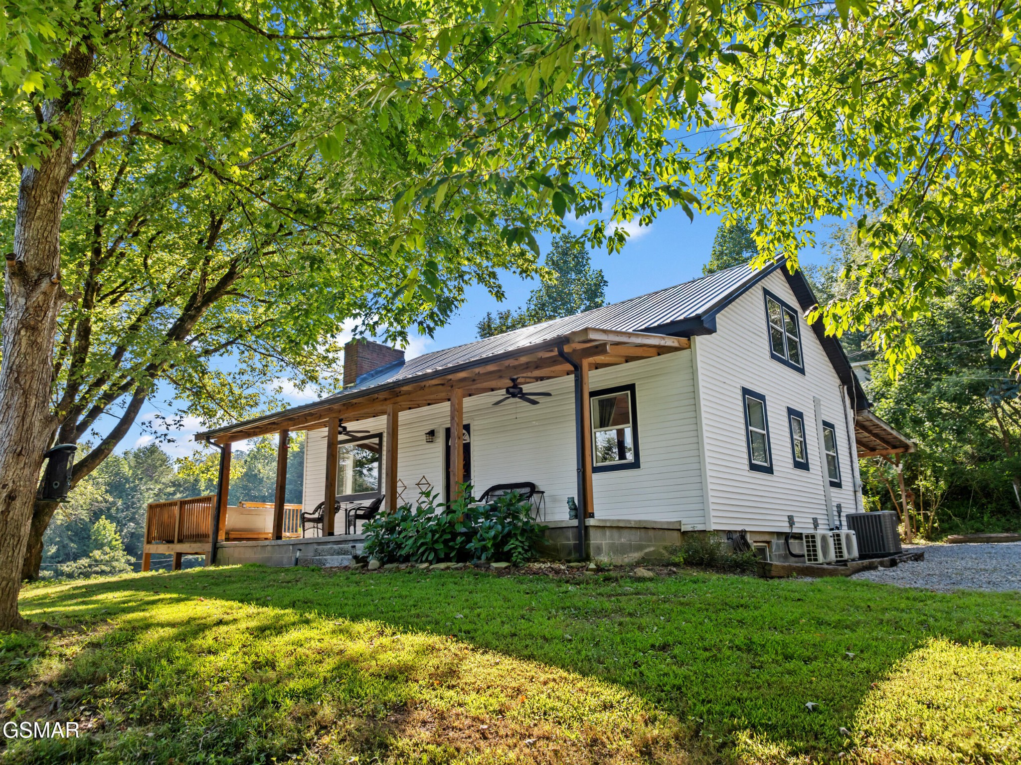 2059 Upper Middle Creek Road Property Photo 1