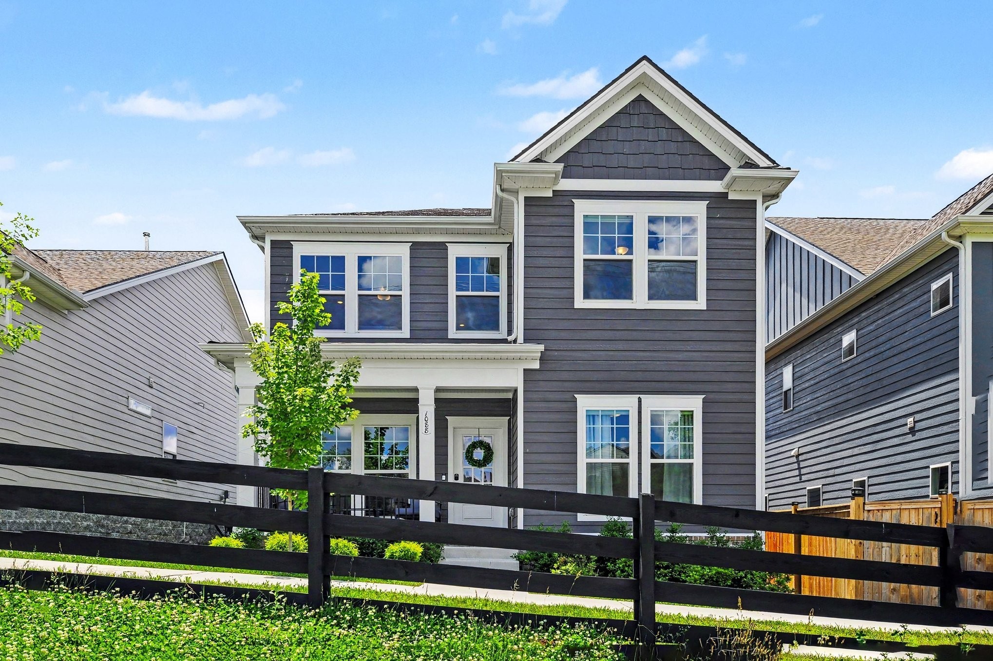 1088 Indigo Aly Property Photo 4