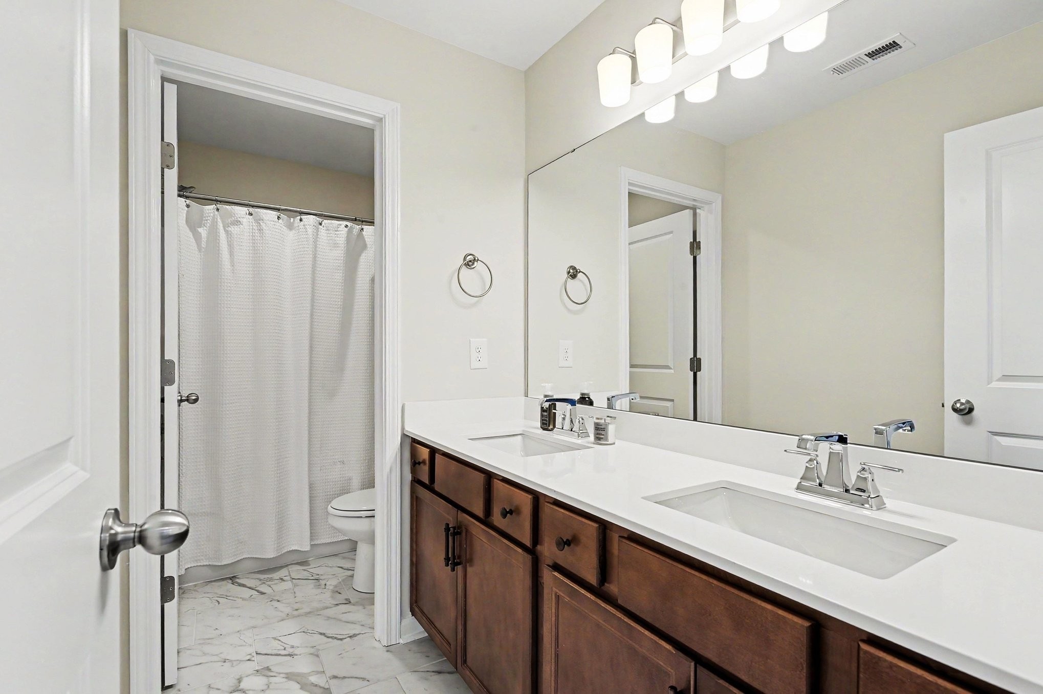 1088 Indigo Aly Property Photo 21