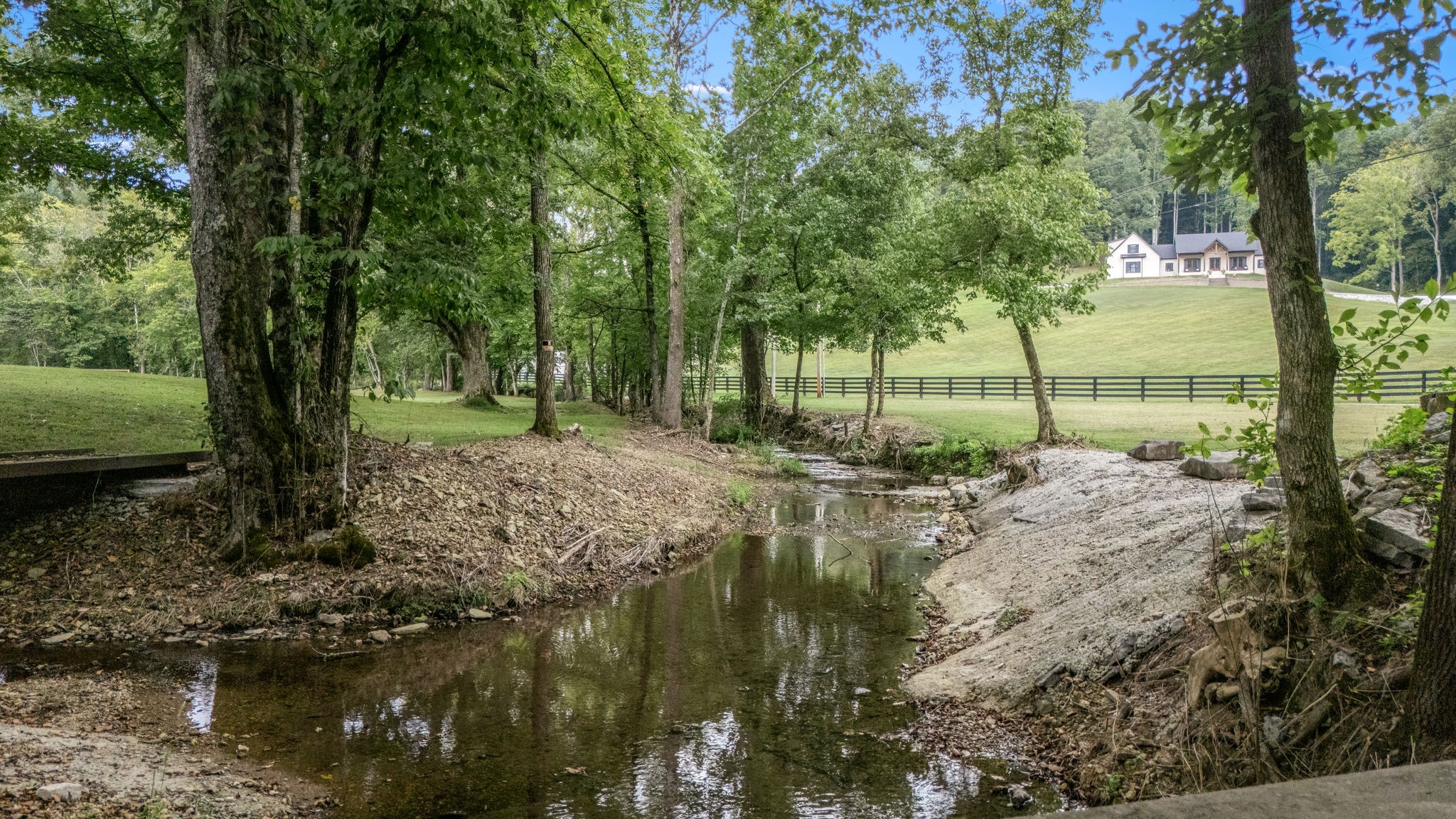 615 Carr Creek Rd Property Photo 1