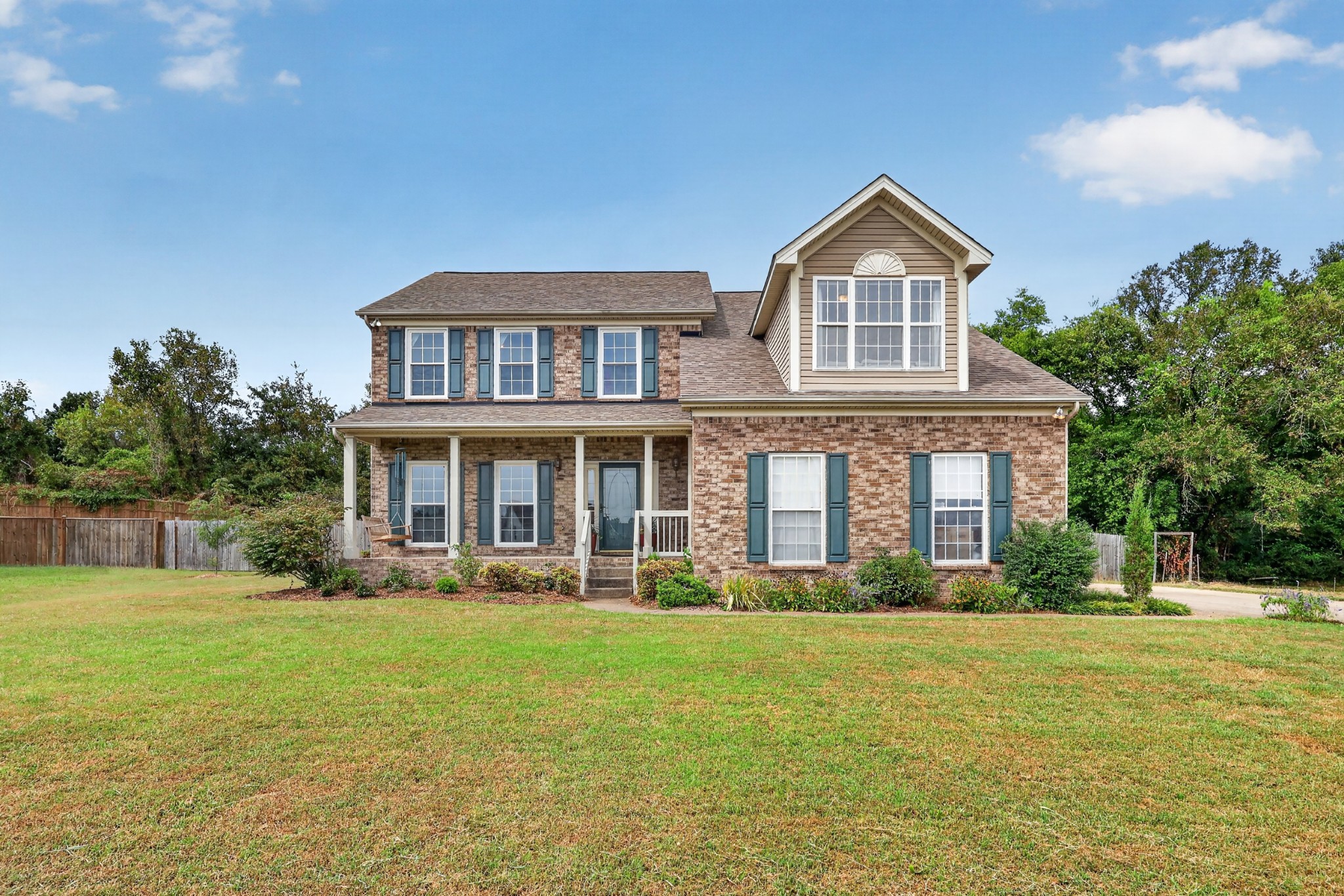2240 Gilmore Crossing Ln Property Photo 1