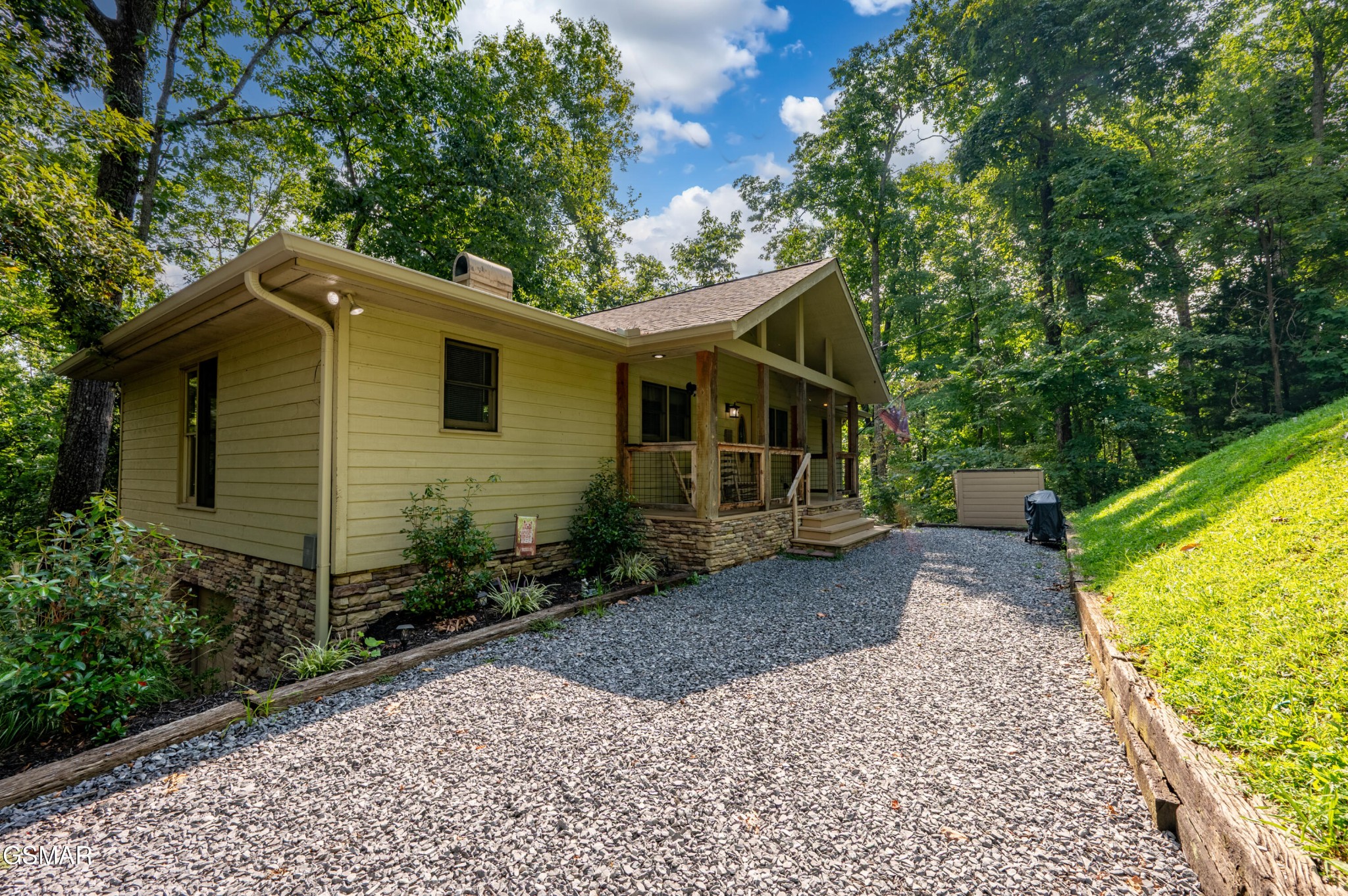 3103 Hatcher Top Road Property Photo 1