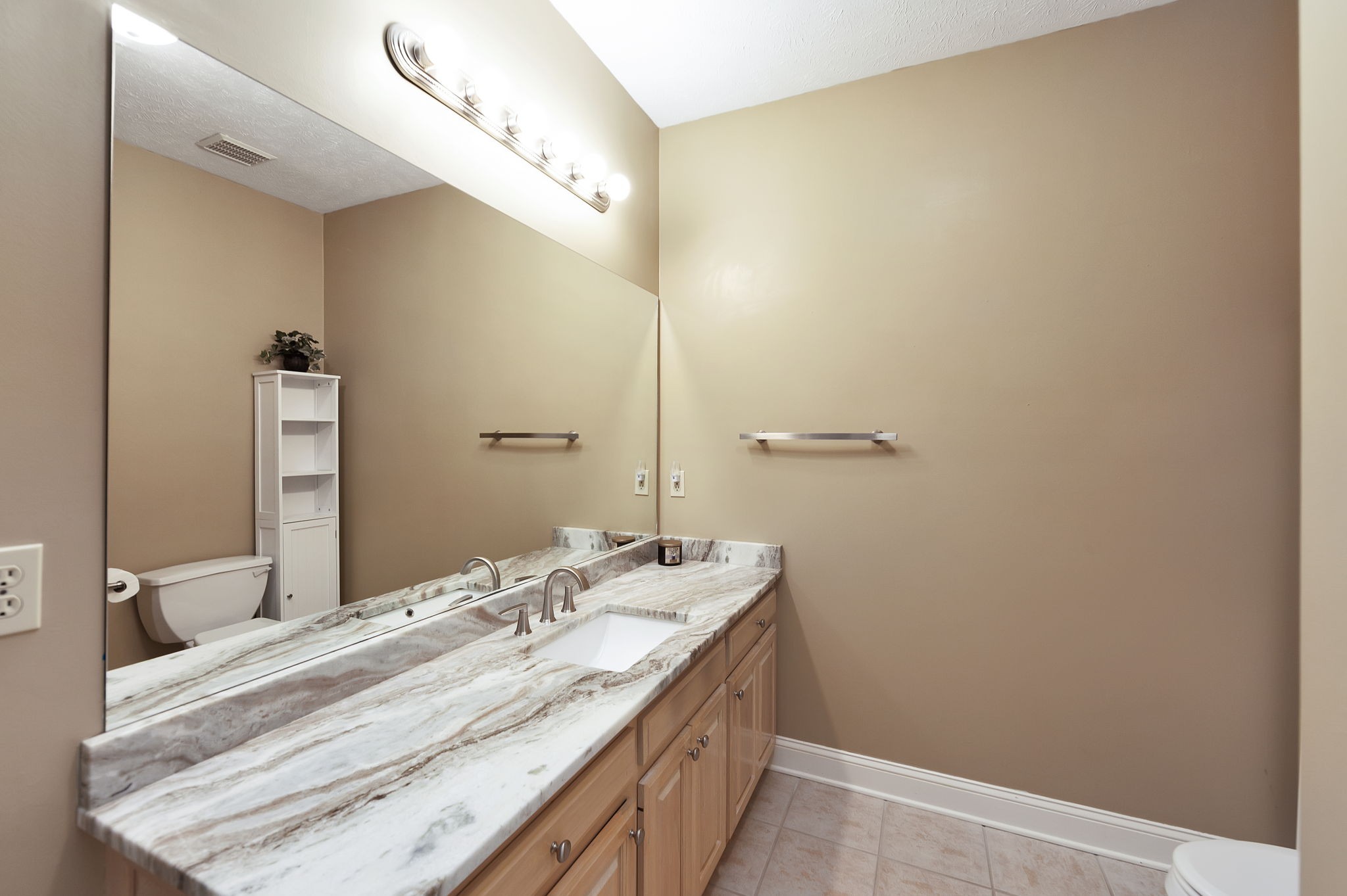 10 Bentwillow Cv Property Photo 22