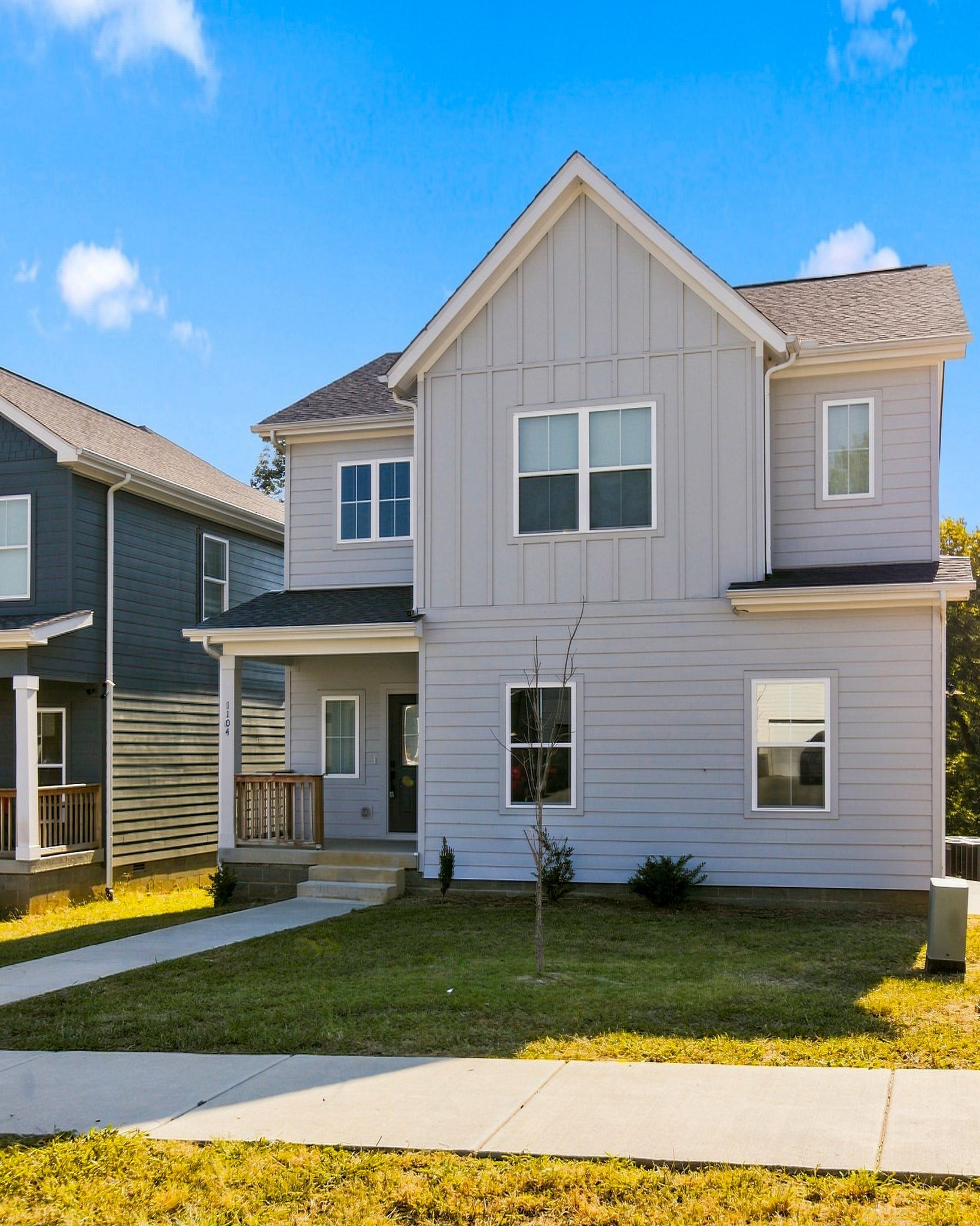 1104 Alcove Way Property Photo 1