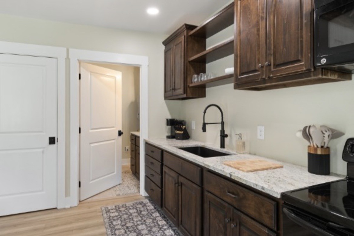 488 Lower Halls Mill Rd Property Photo 14