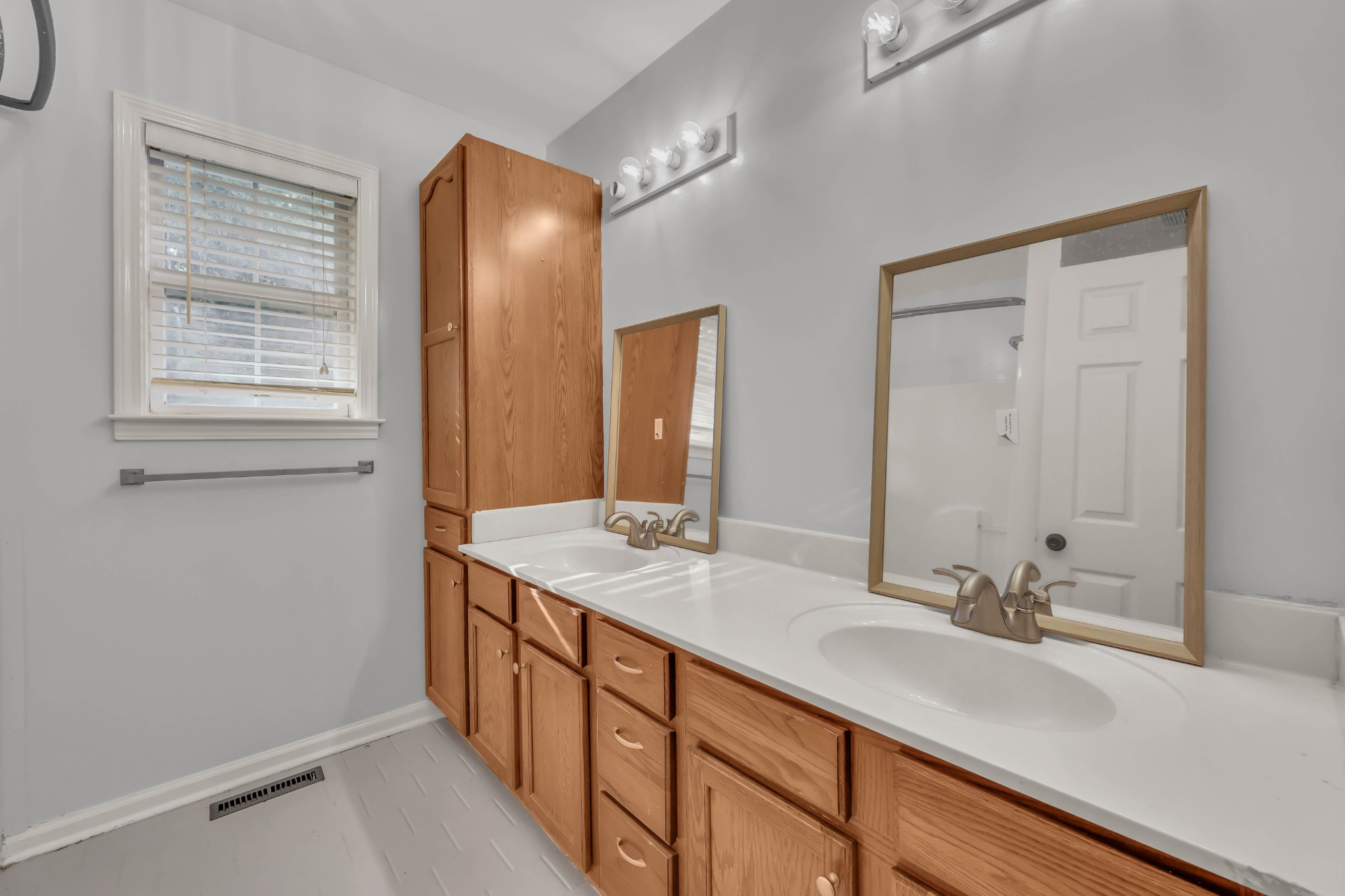 3736 Mcgregor Rd Property Photo 14
