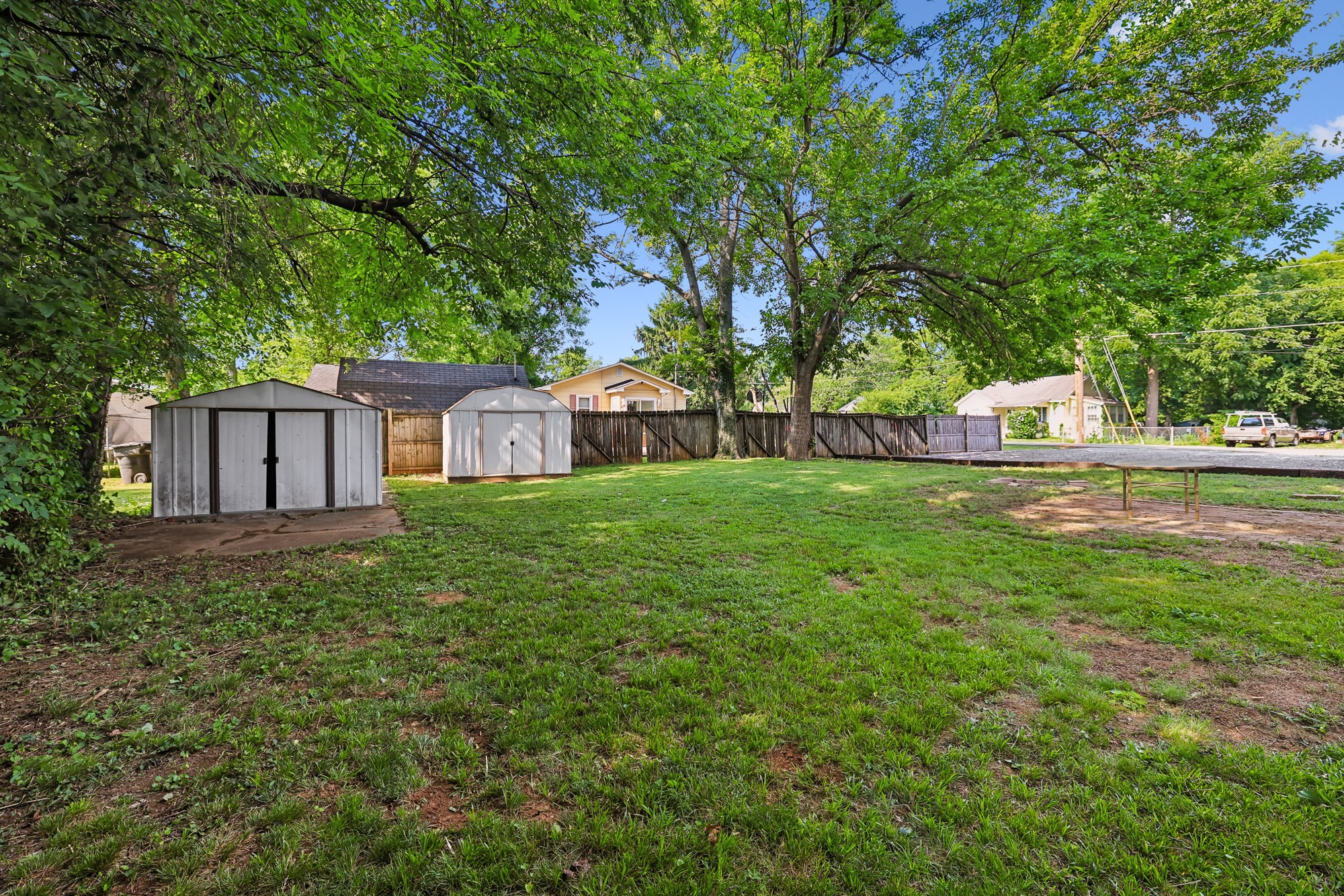 929 Greenland Dr Property Photo 48