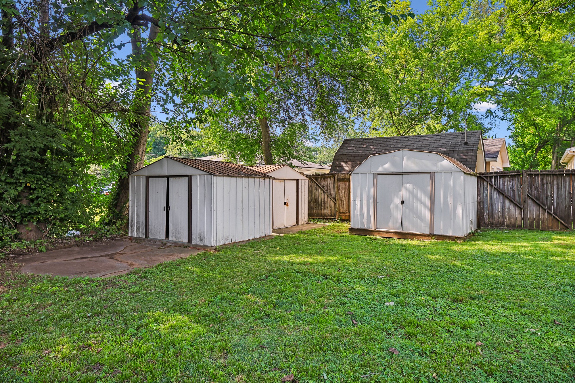 929 Greenland Dr Property Photo 49