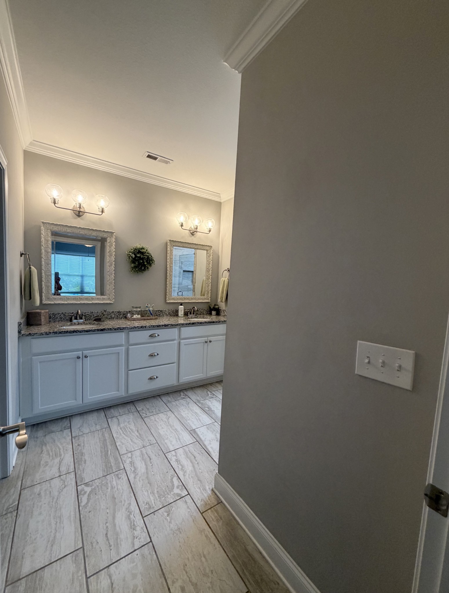 5131 Shelterwood Dr, Ne Property Photo 16