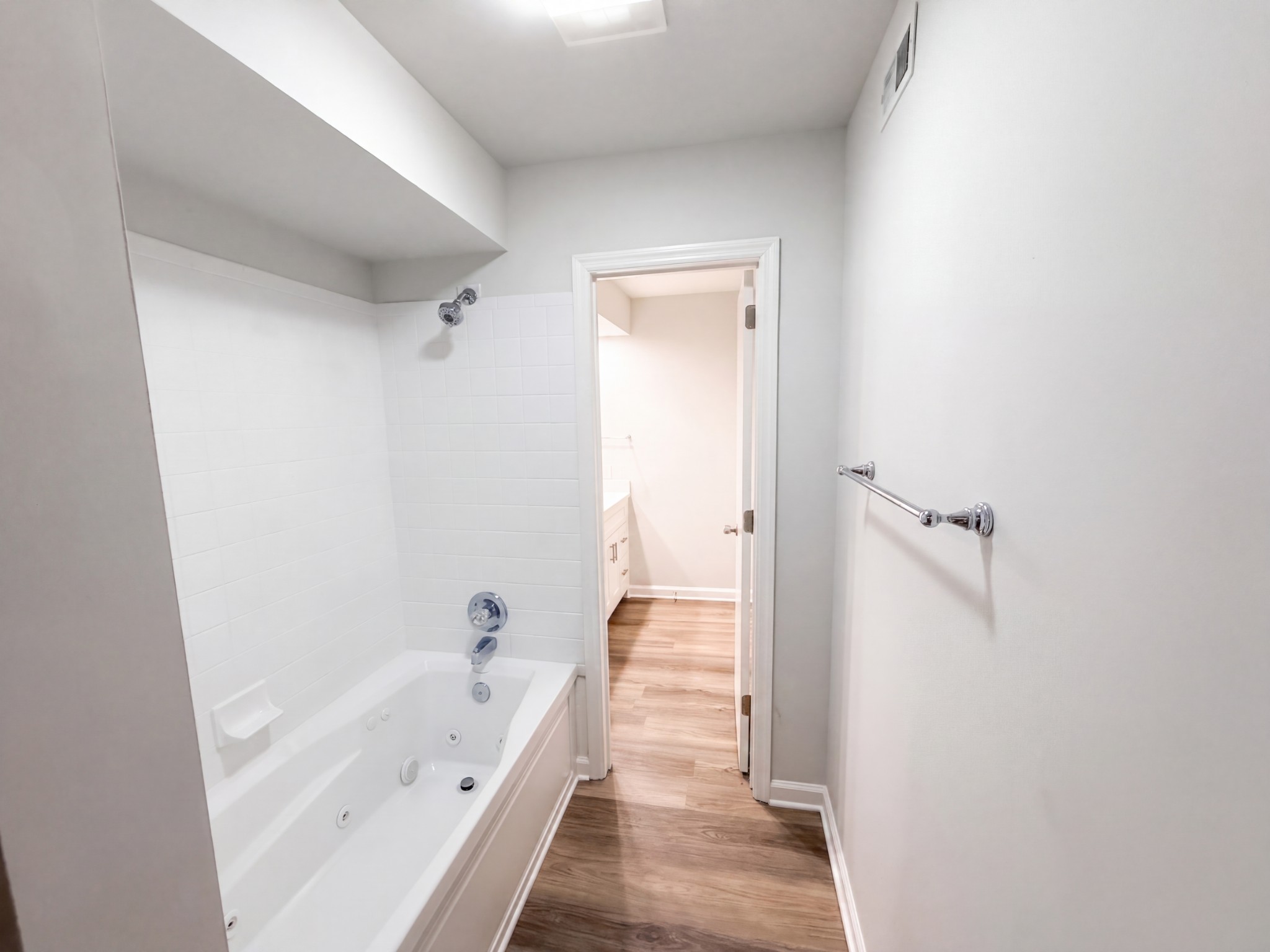 5025 Hillsboro Pike Property Photo 12