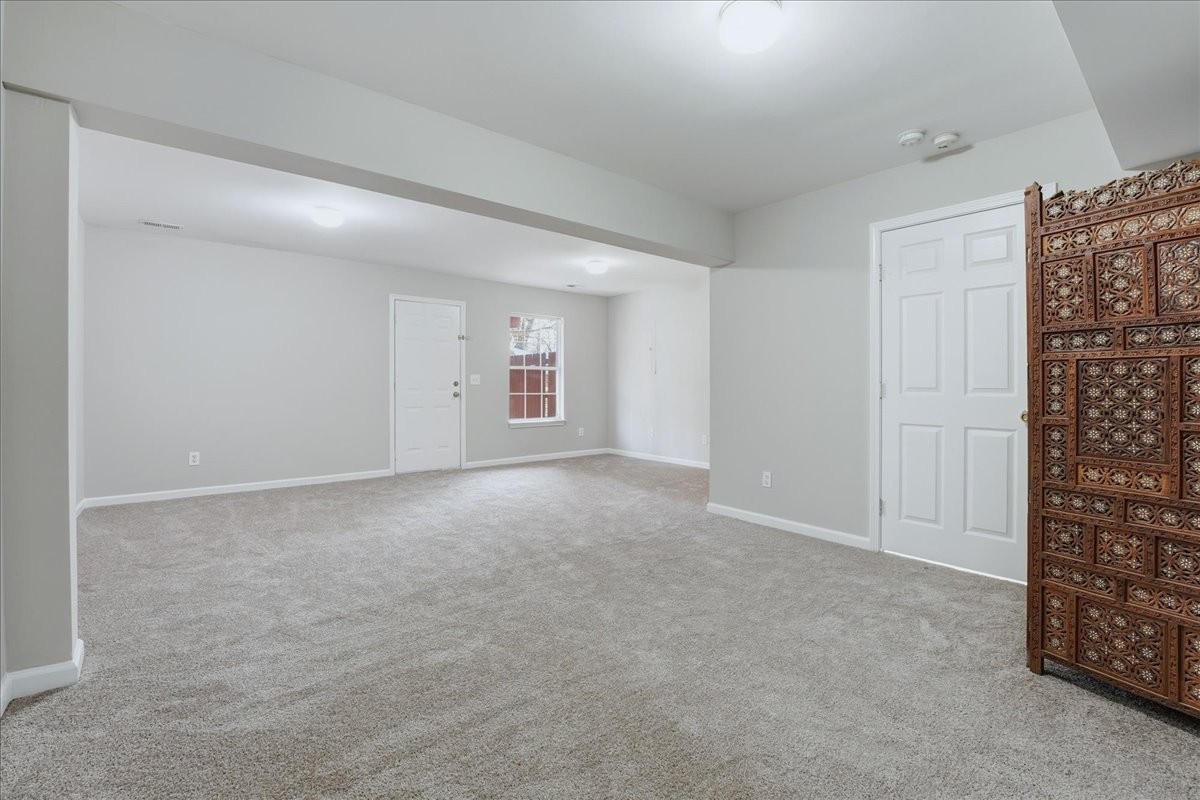 739 Huffine Manor Cir Property Photo 6