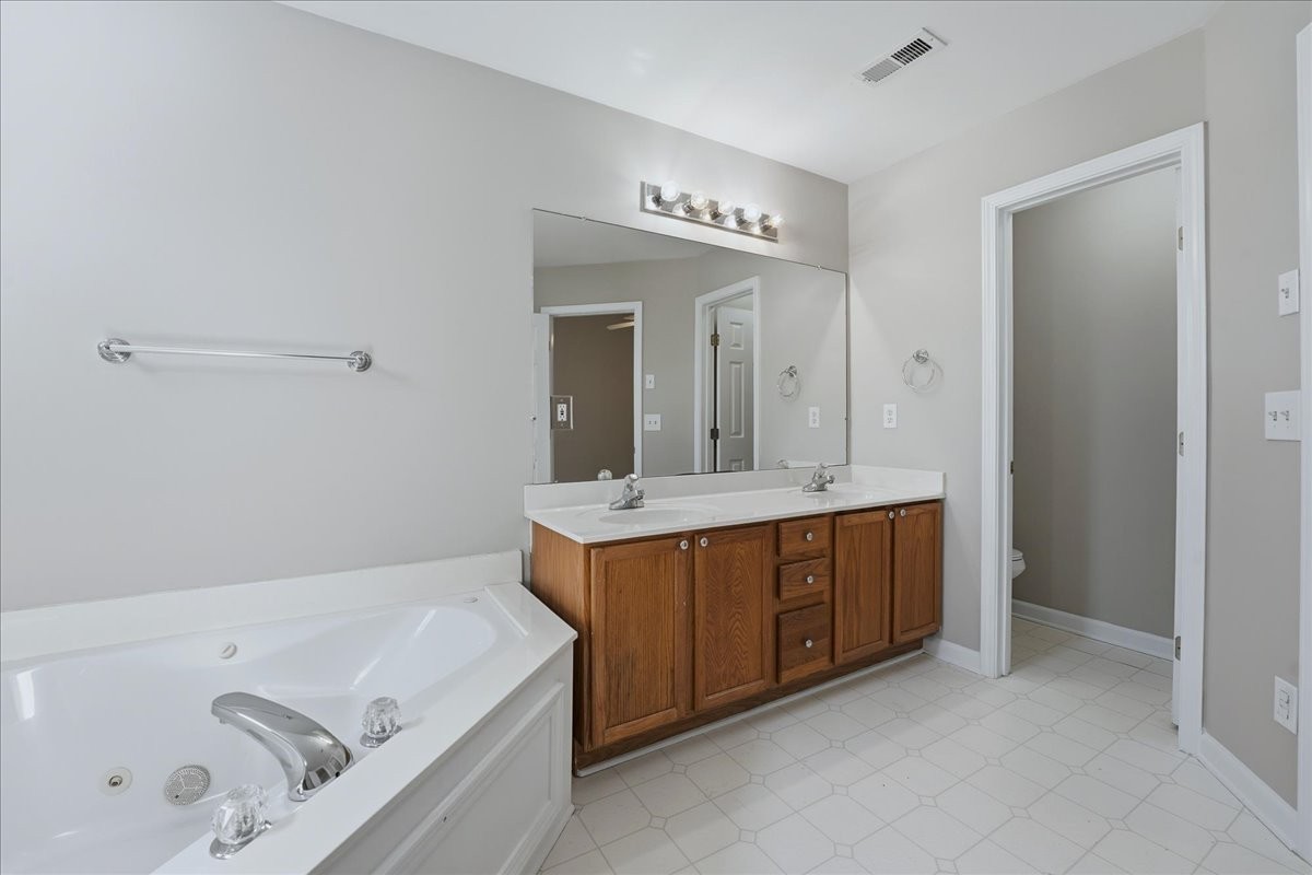 739 Huffine Manor Cir Property Photo 24
