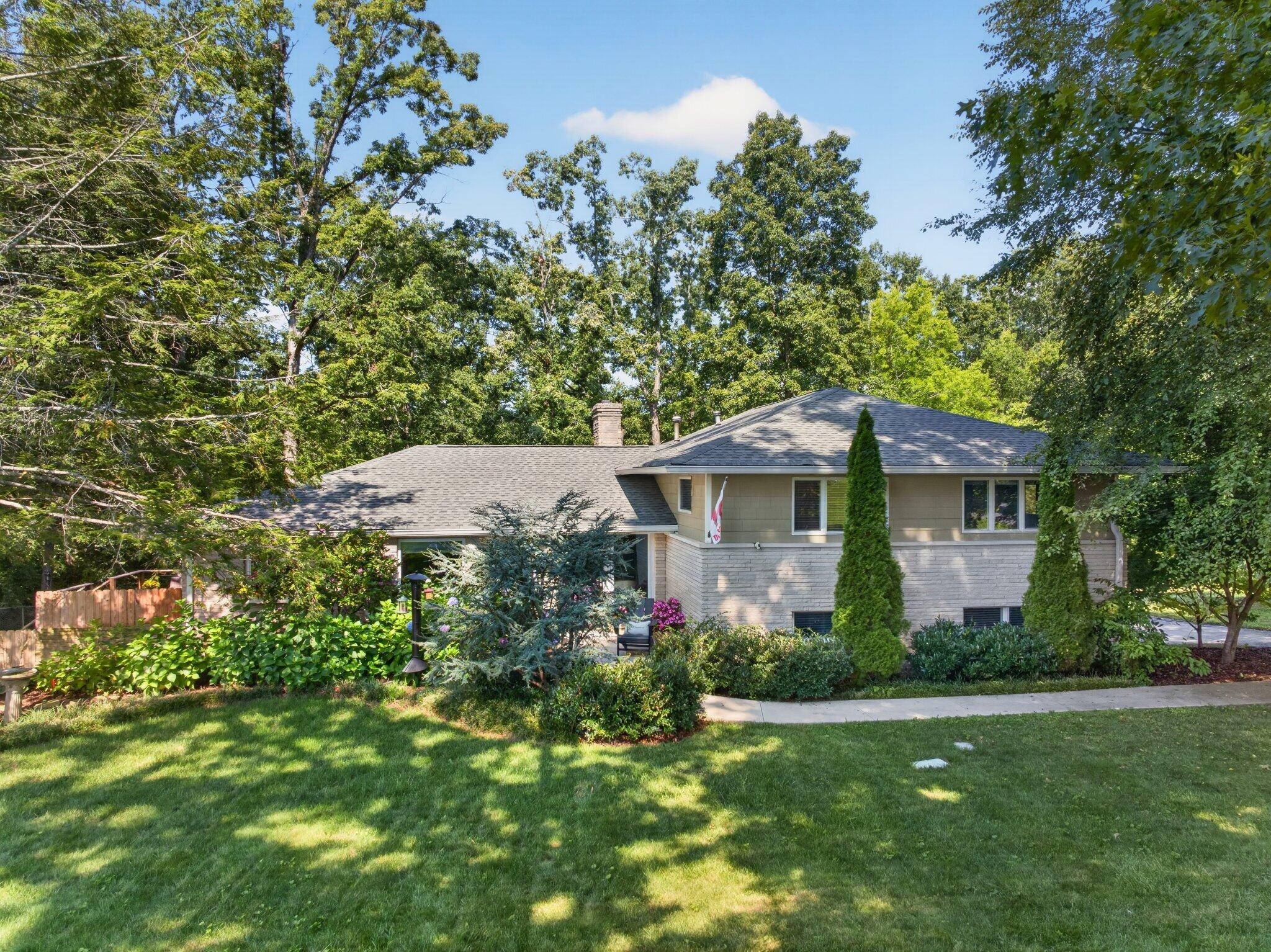 407 N Palisades Drive Property Photo 79