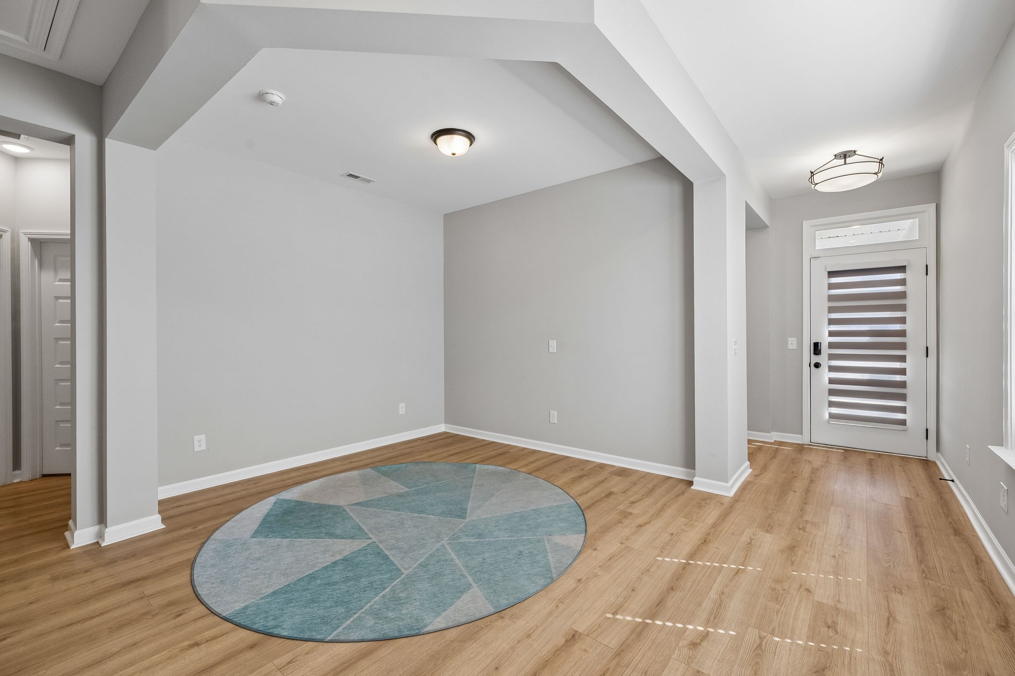 1073 Linn Cove Ct Property Photo 13