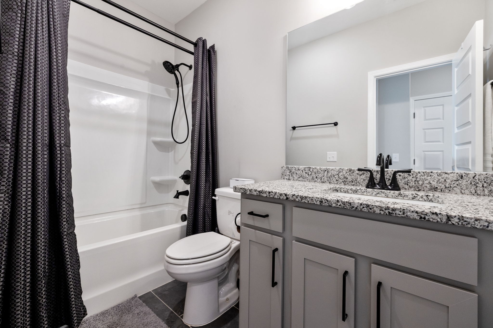 1073 Linn Cove Ct Property Photo 16