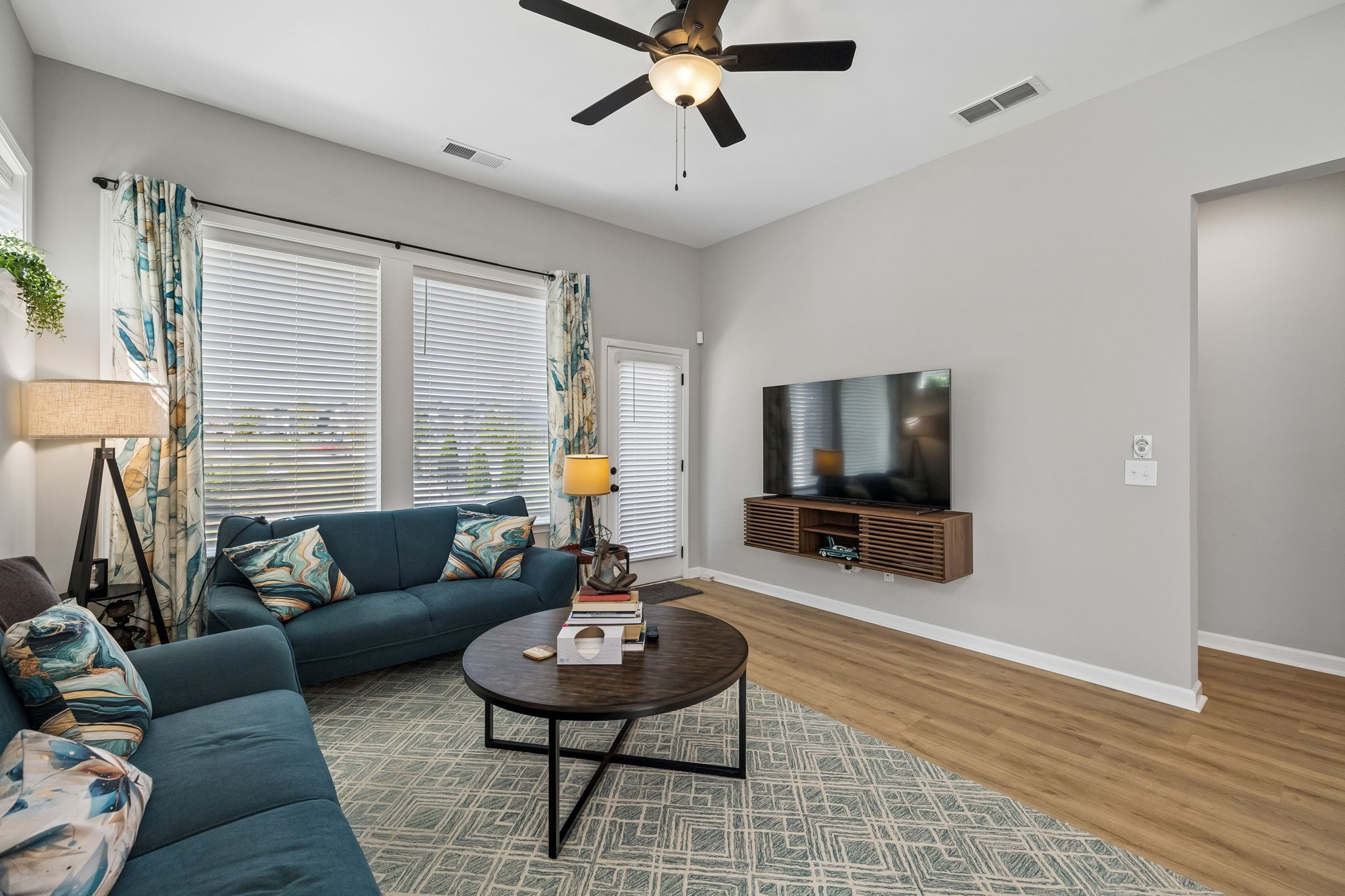 1073 Linn Cove Ct Property Photo 36