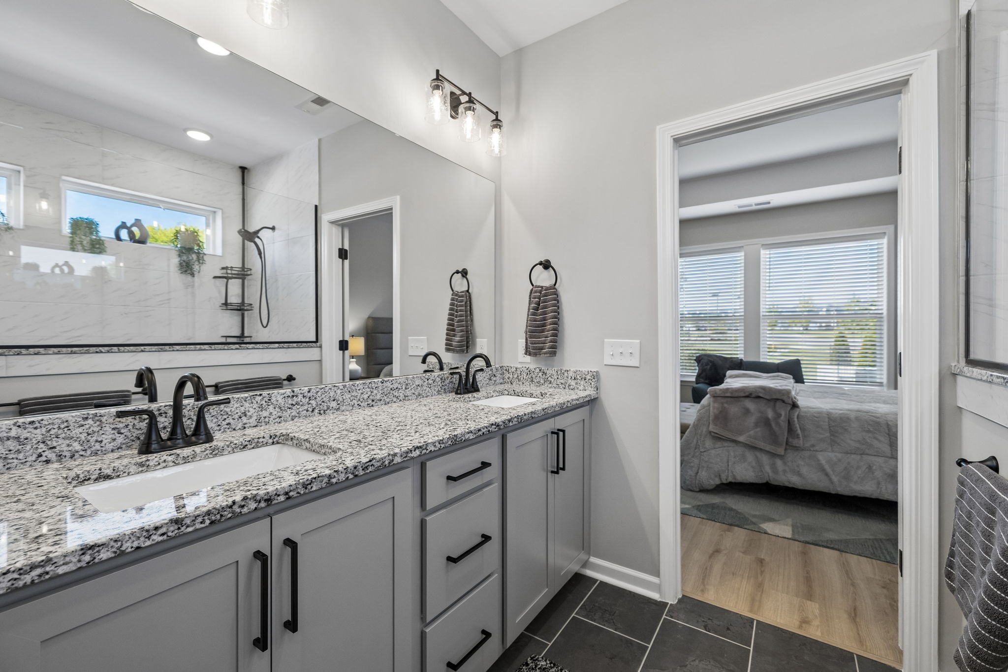 1073 Linn Cove Ct Property Photo 46