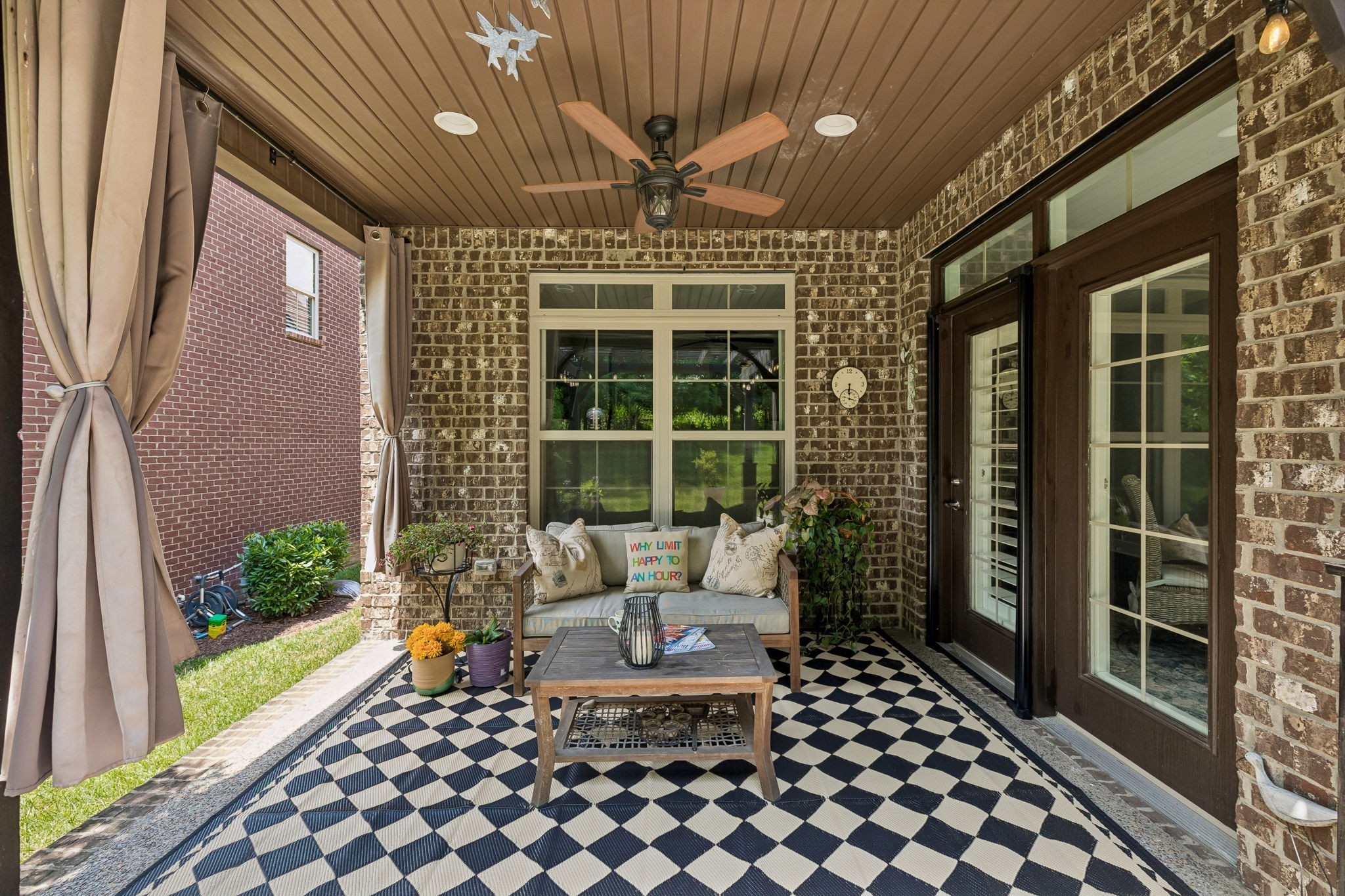 1049 Vinings Blvd Property Photo 31