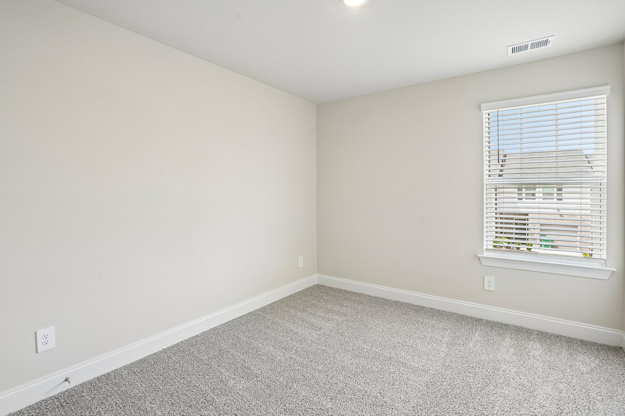 2402 Snohomish St Property Photo 20