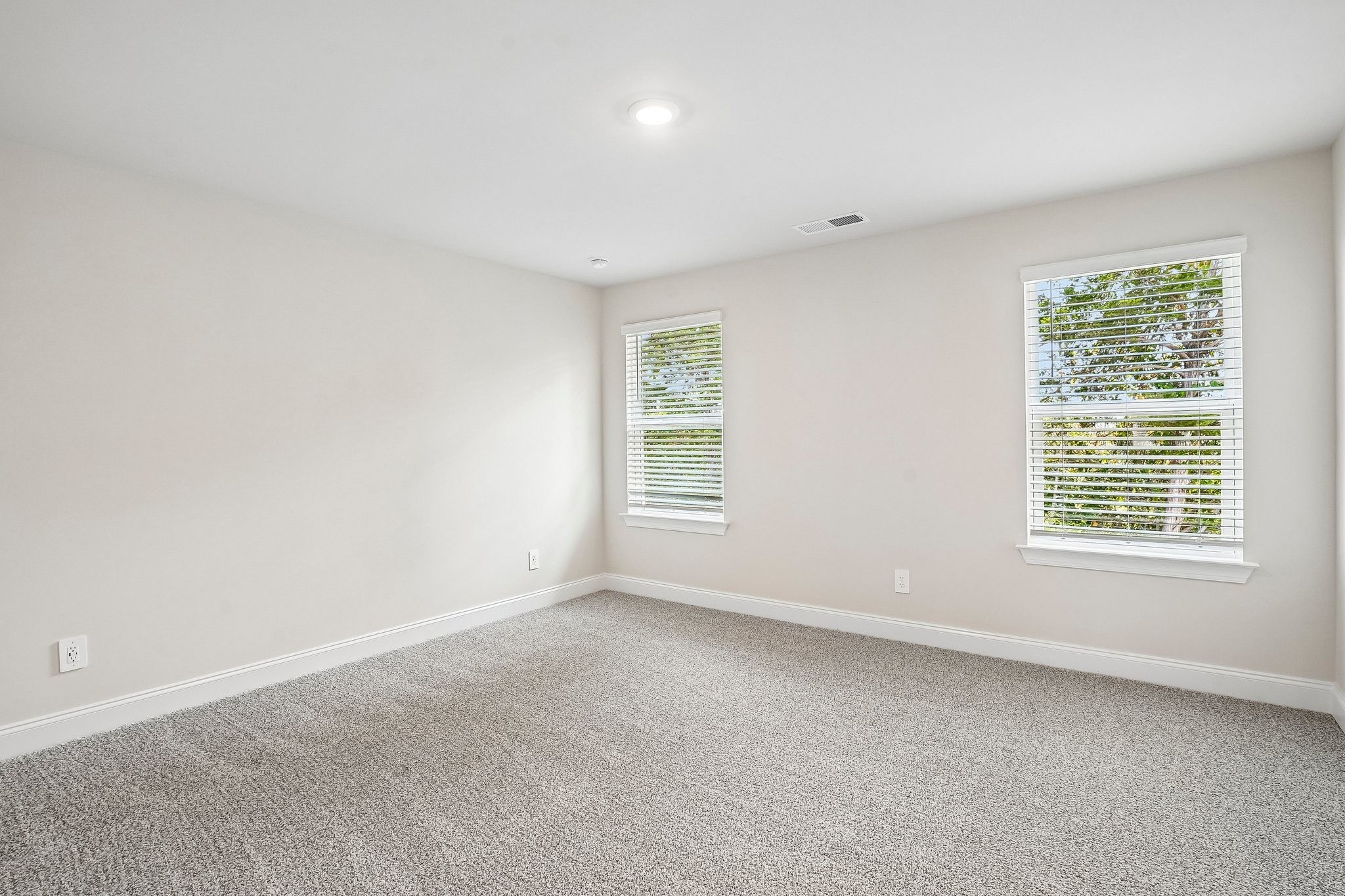 2402 Snohomish St Property Photo 25