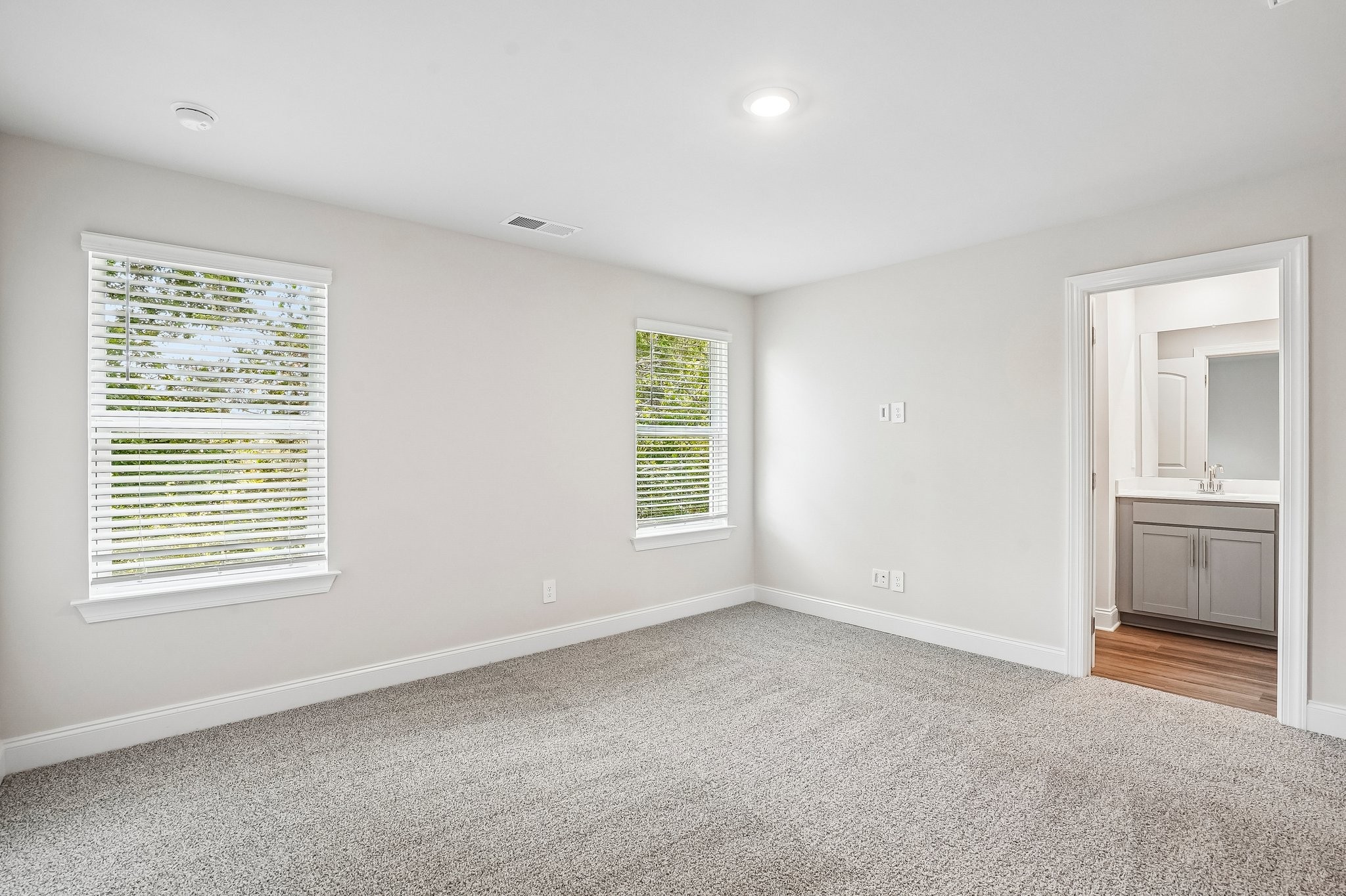 2402 Snohomish St Property Photo 26