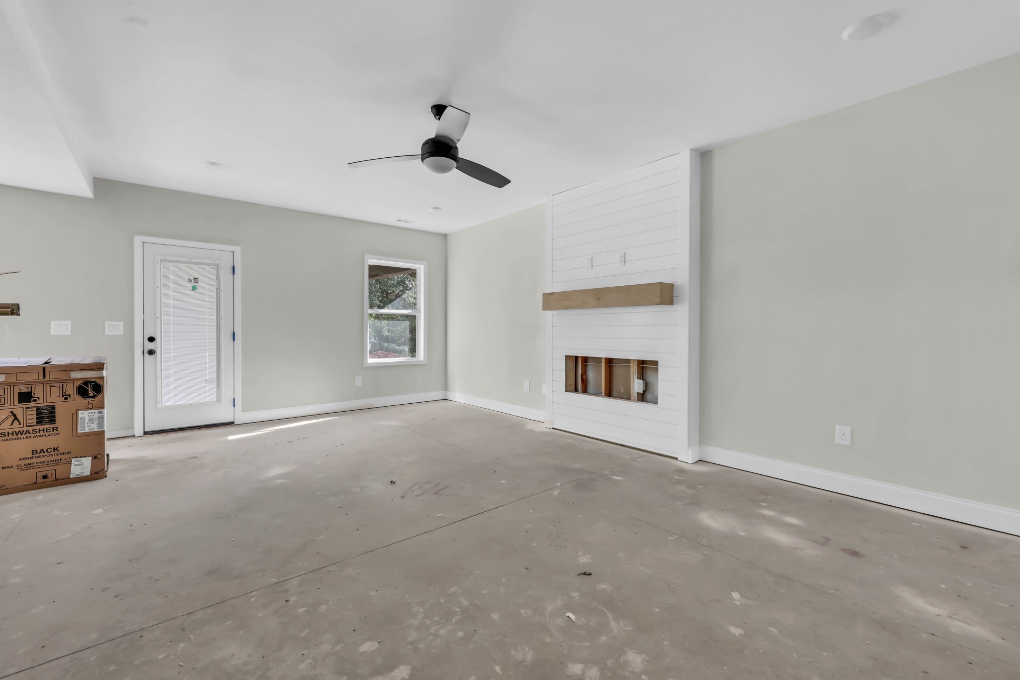 277 Wayne Hall Rd Property Photo 4