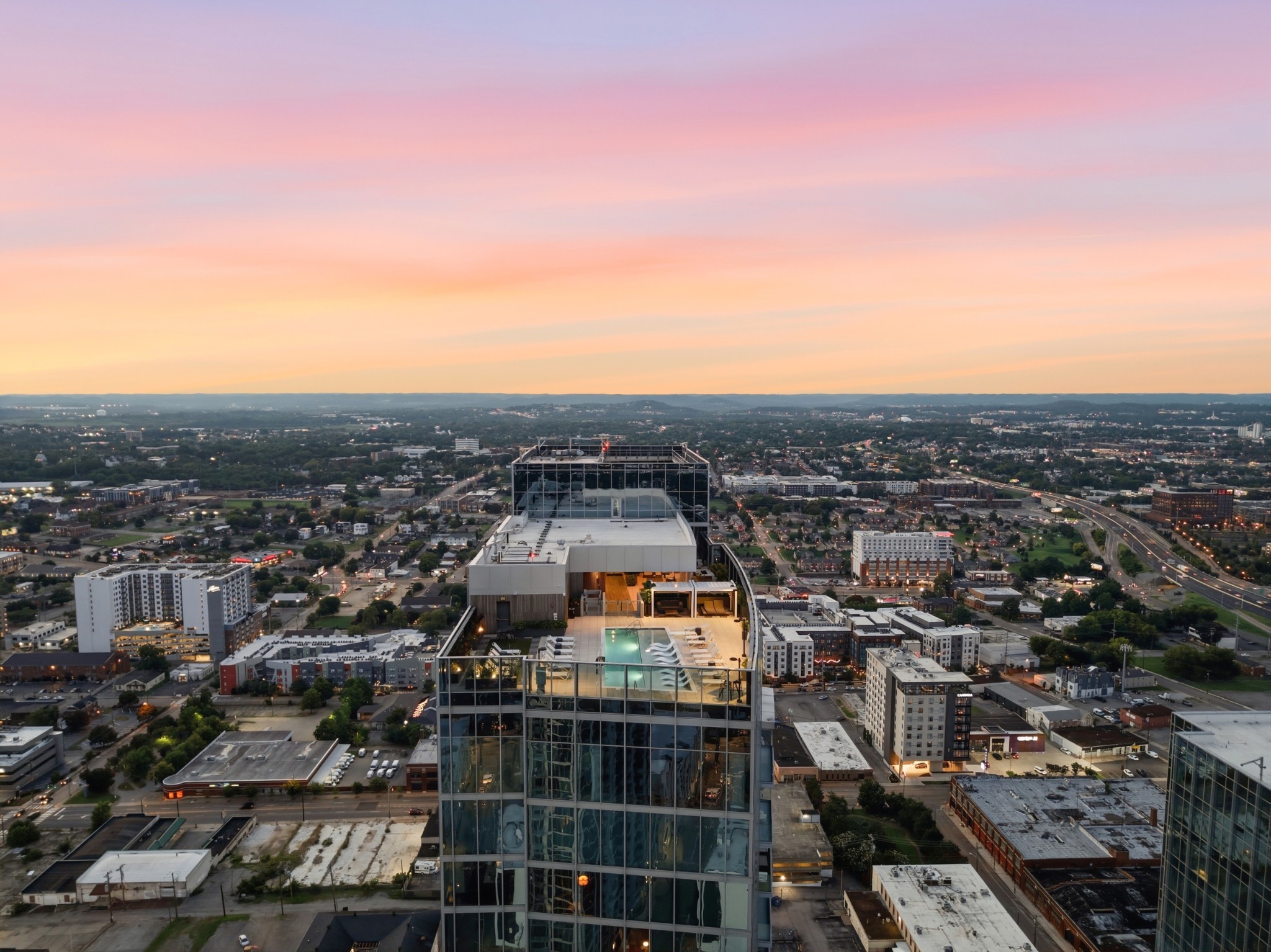 1616 West End Ave Property Photo 66