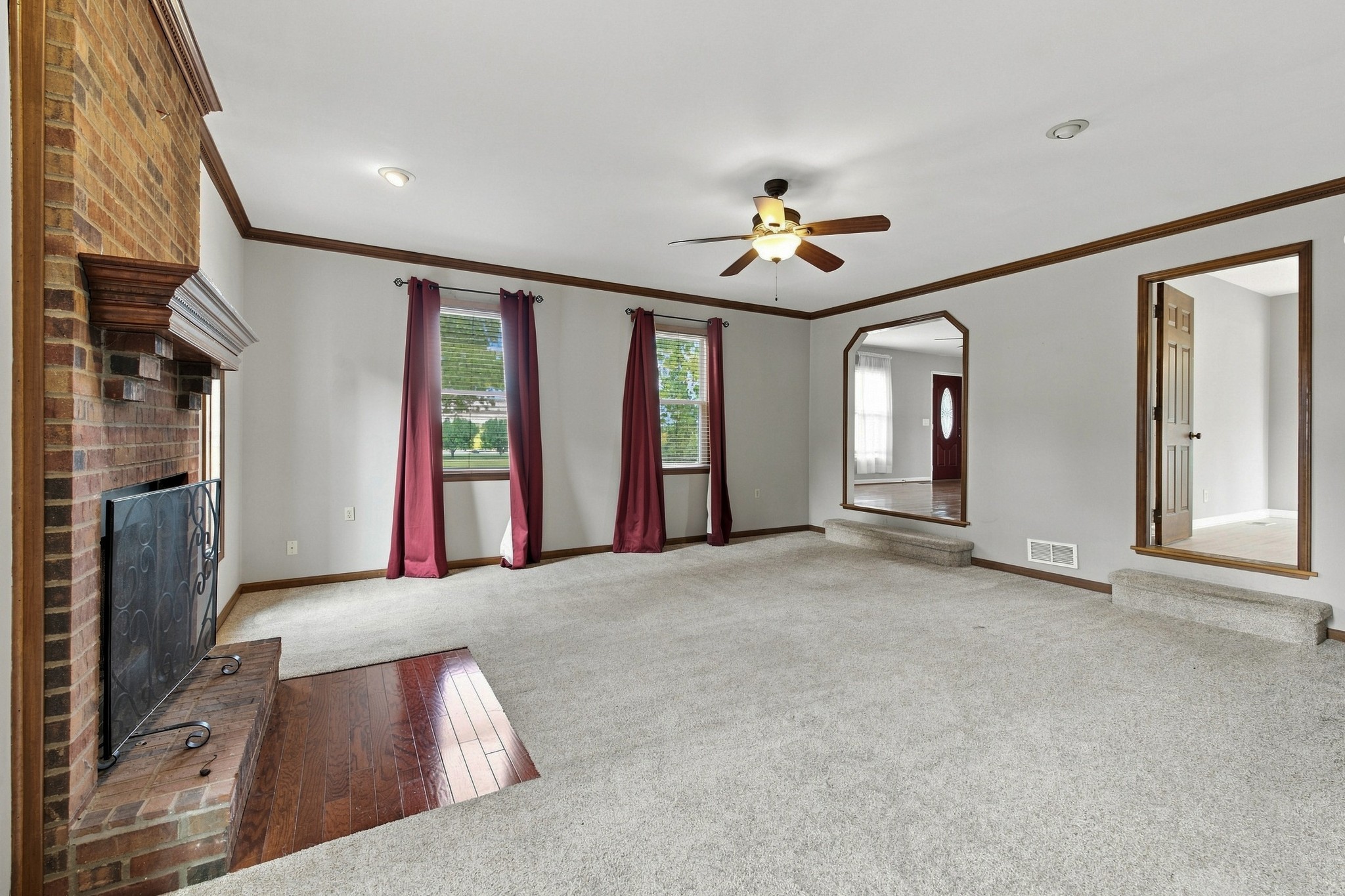4881 Veterans Pkwy Property Photo 10