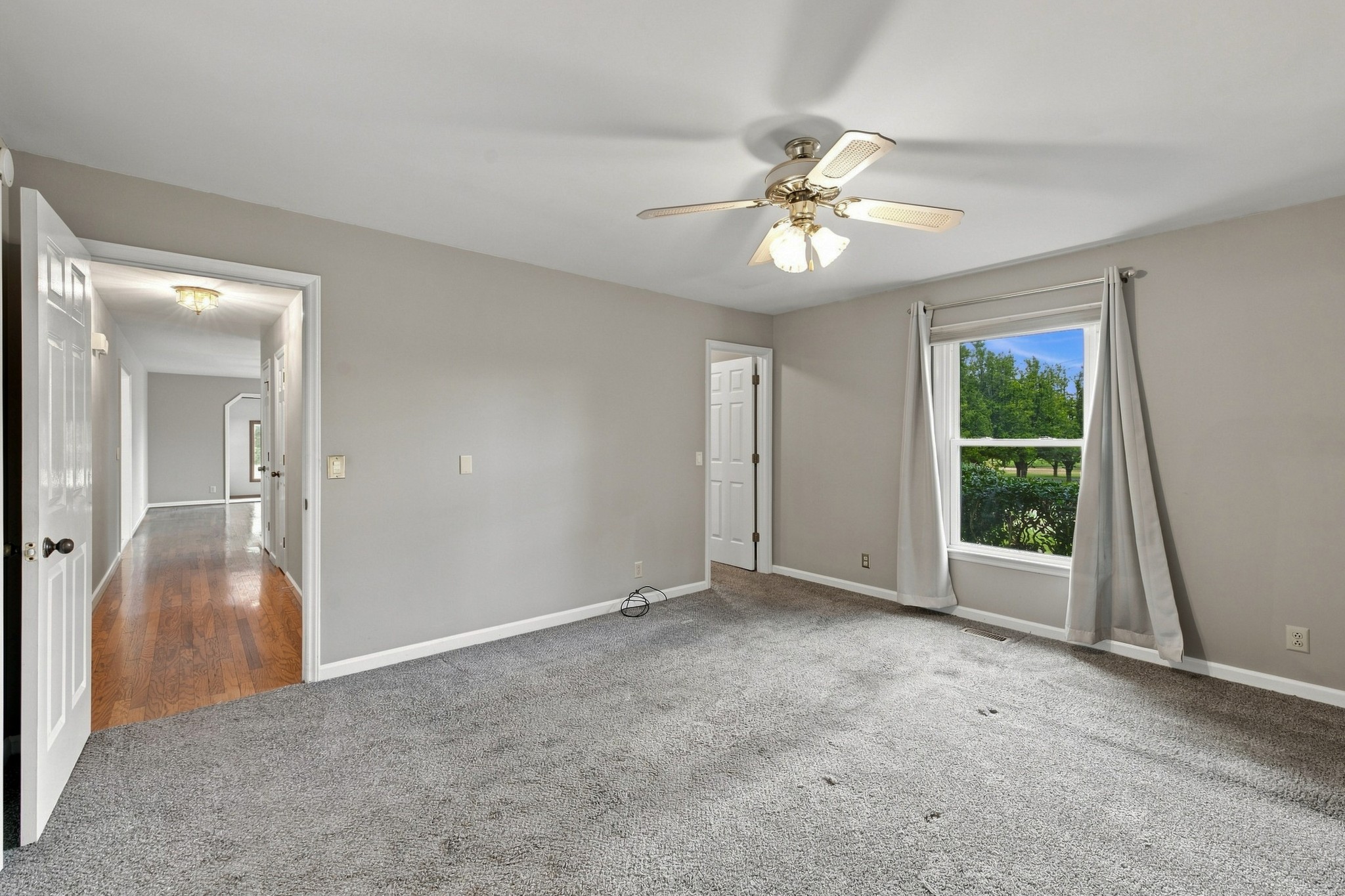 4881 Veterans Pkwy Property Photo 19