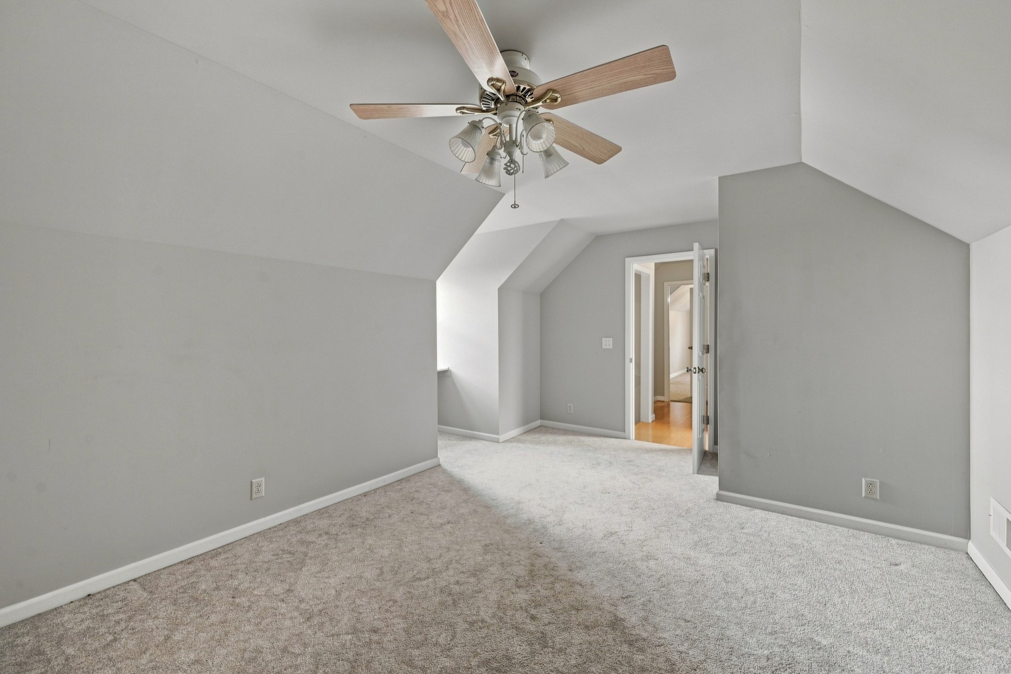4881 Veterans Pkwy Property Photo 23