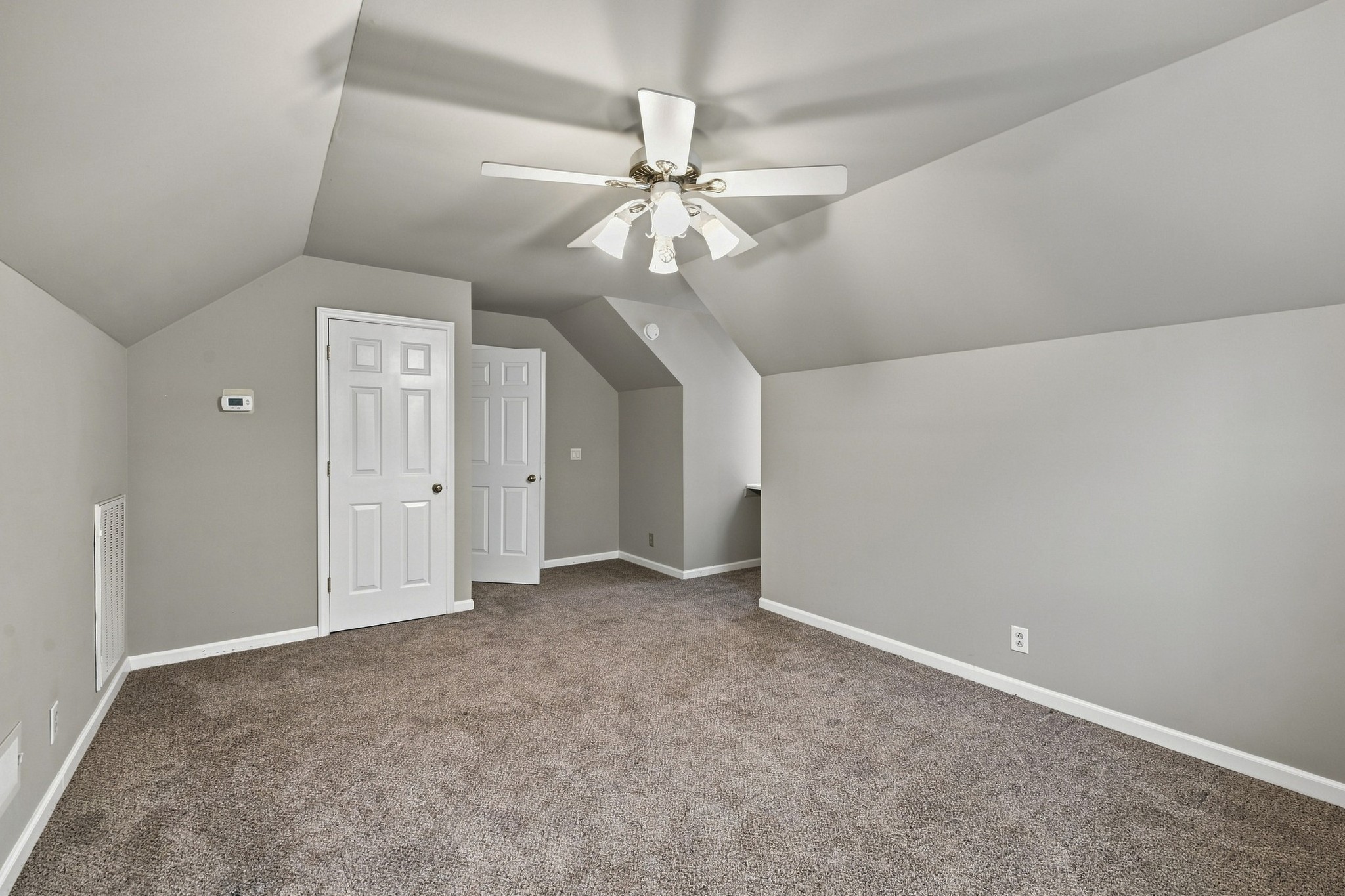 4881 Veterans Pkwy Property Photo 27